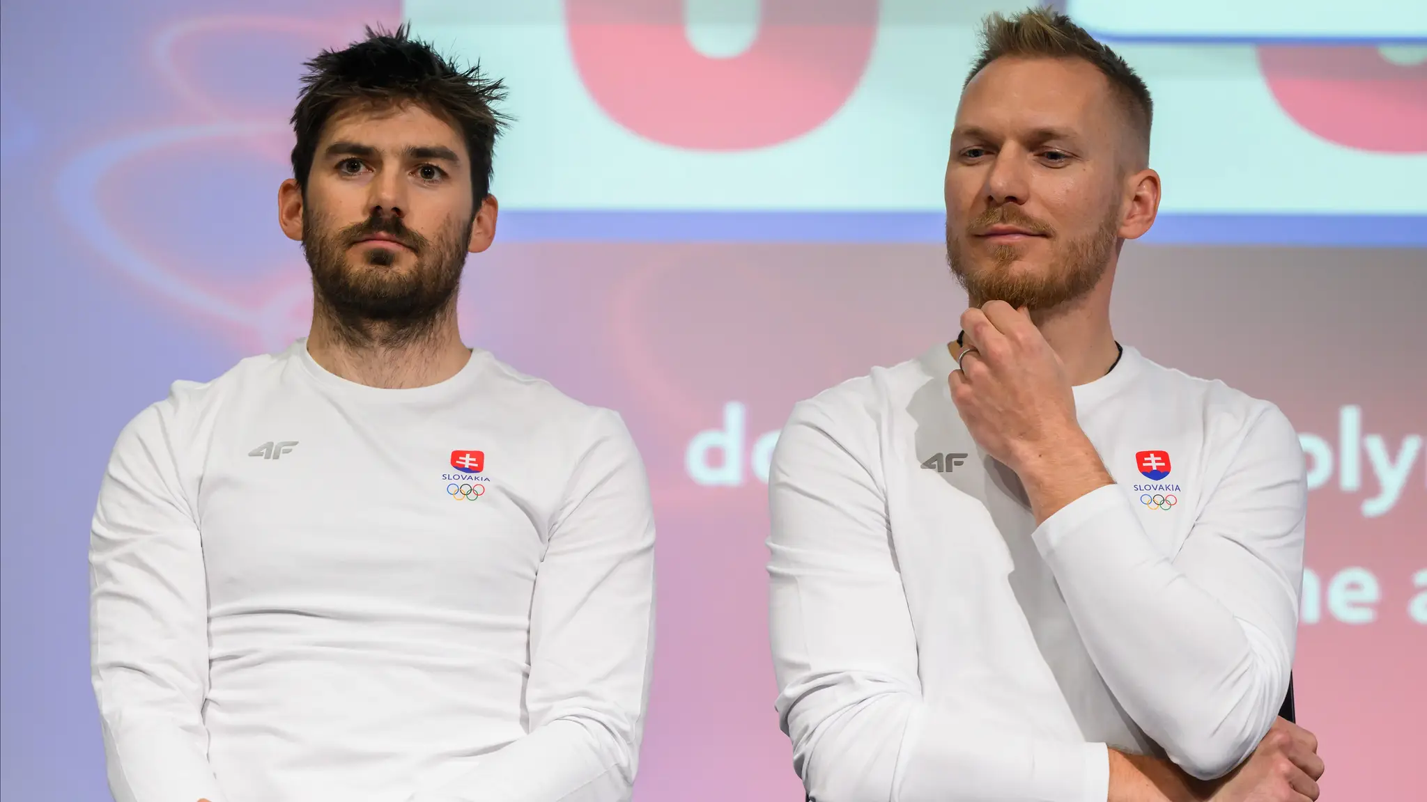 Na snímke lyžiari zľava Andreas Žampa a Adam Žampa. (cropped)