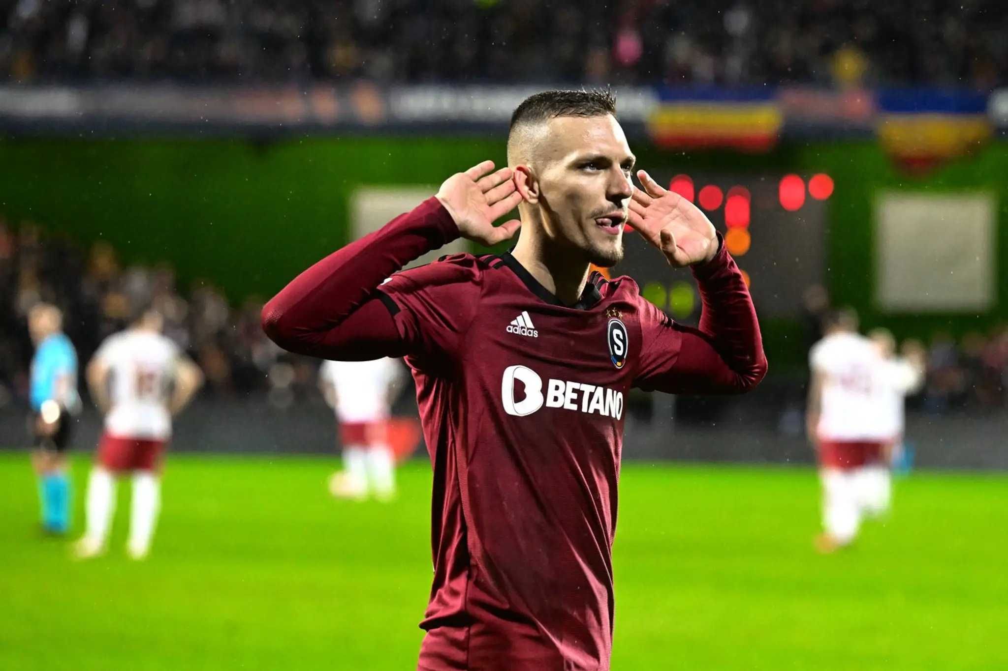 Lukáš Haraslín.