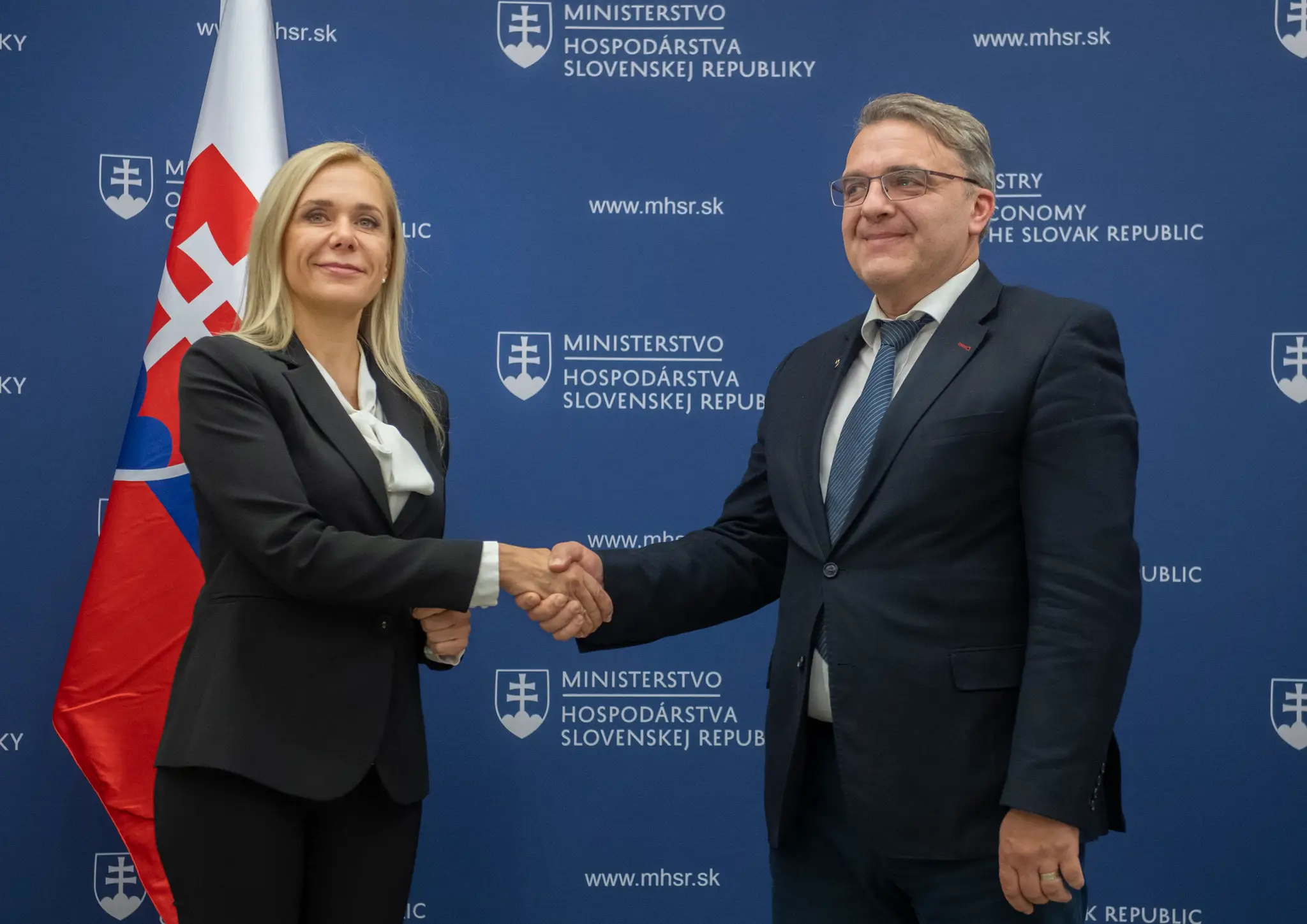 Denisa Saková a konateľ Porsche Werkzeugbau s.r.o. Pavol Turňa