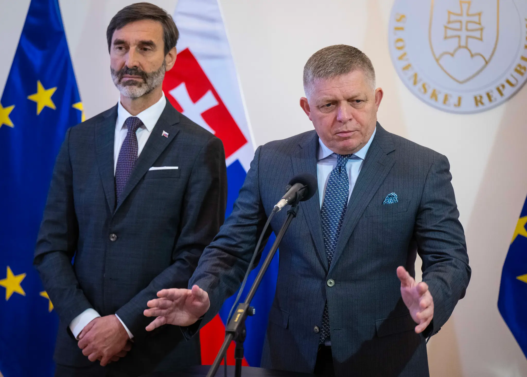 Premiér Robert Fico a šéf diplomacie Juraj Blanár.