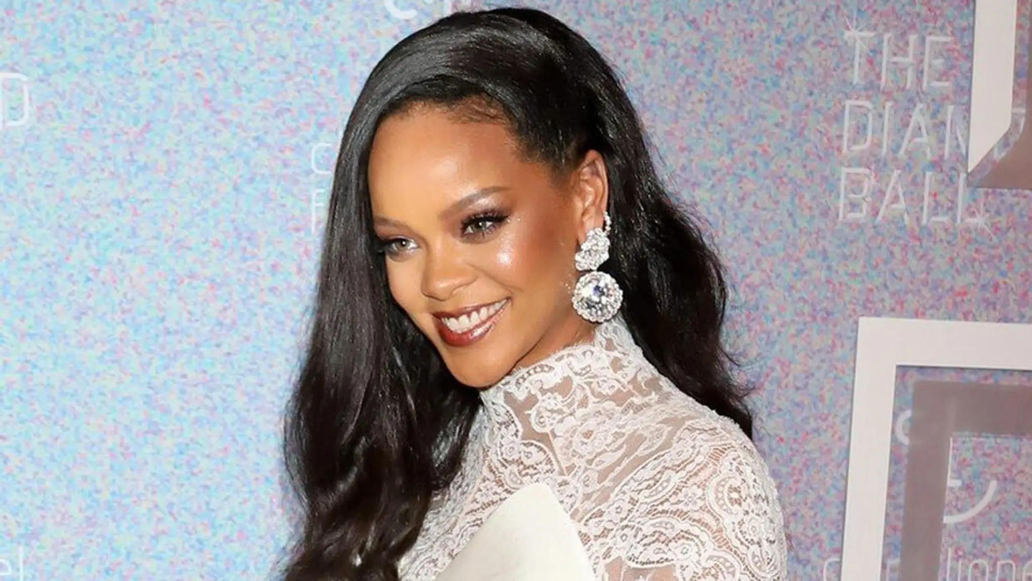 Rihanna na štvrtom ročníku charitatívnej akcie Diamond Ball