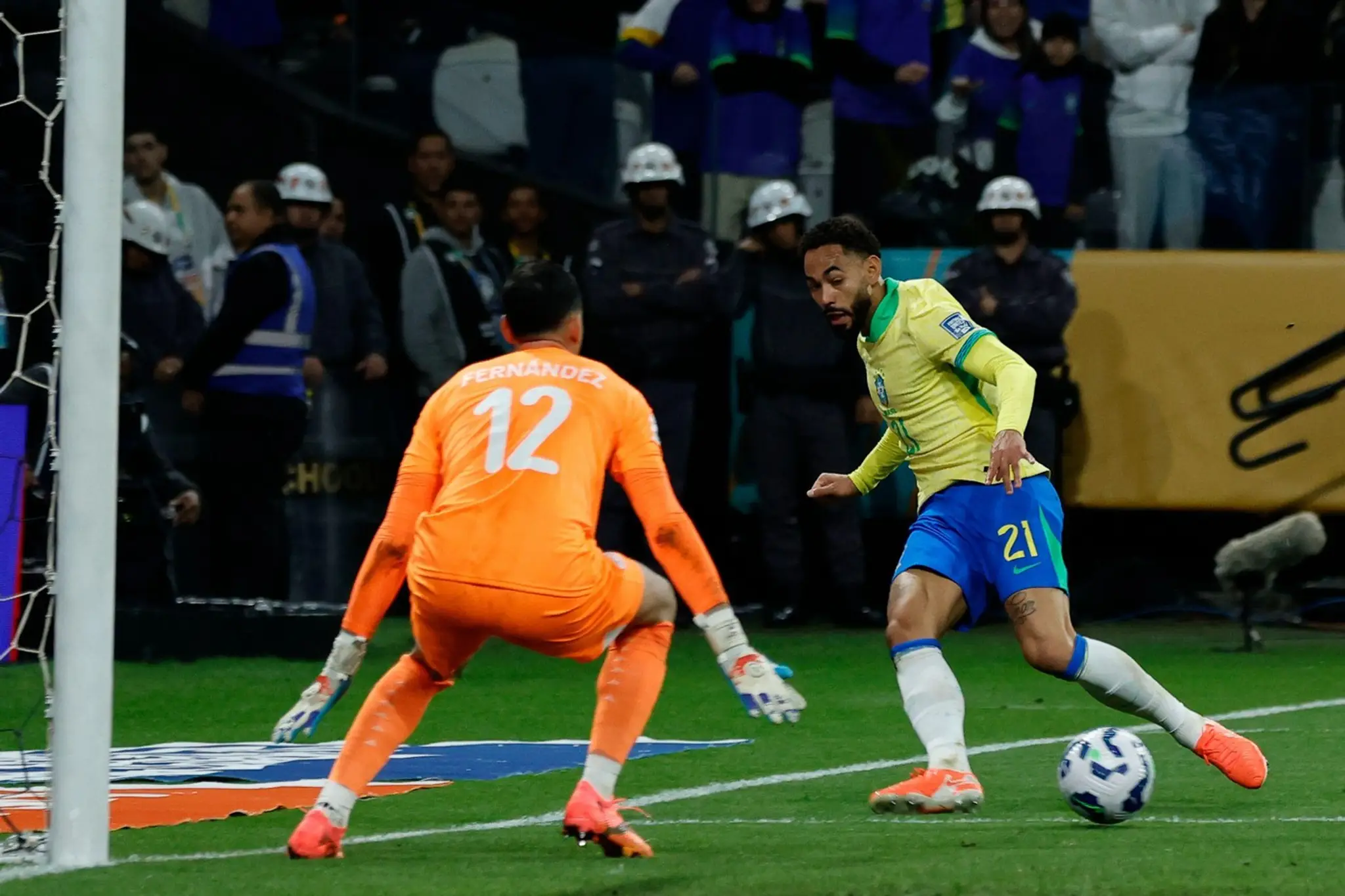 Manchester United posilnil Matheus Cunha.