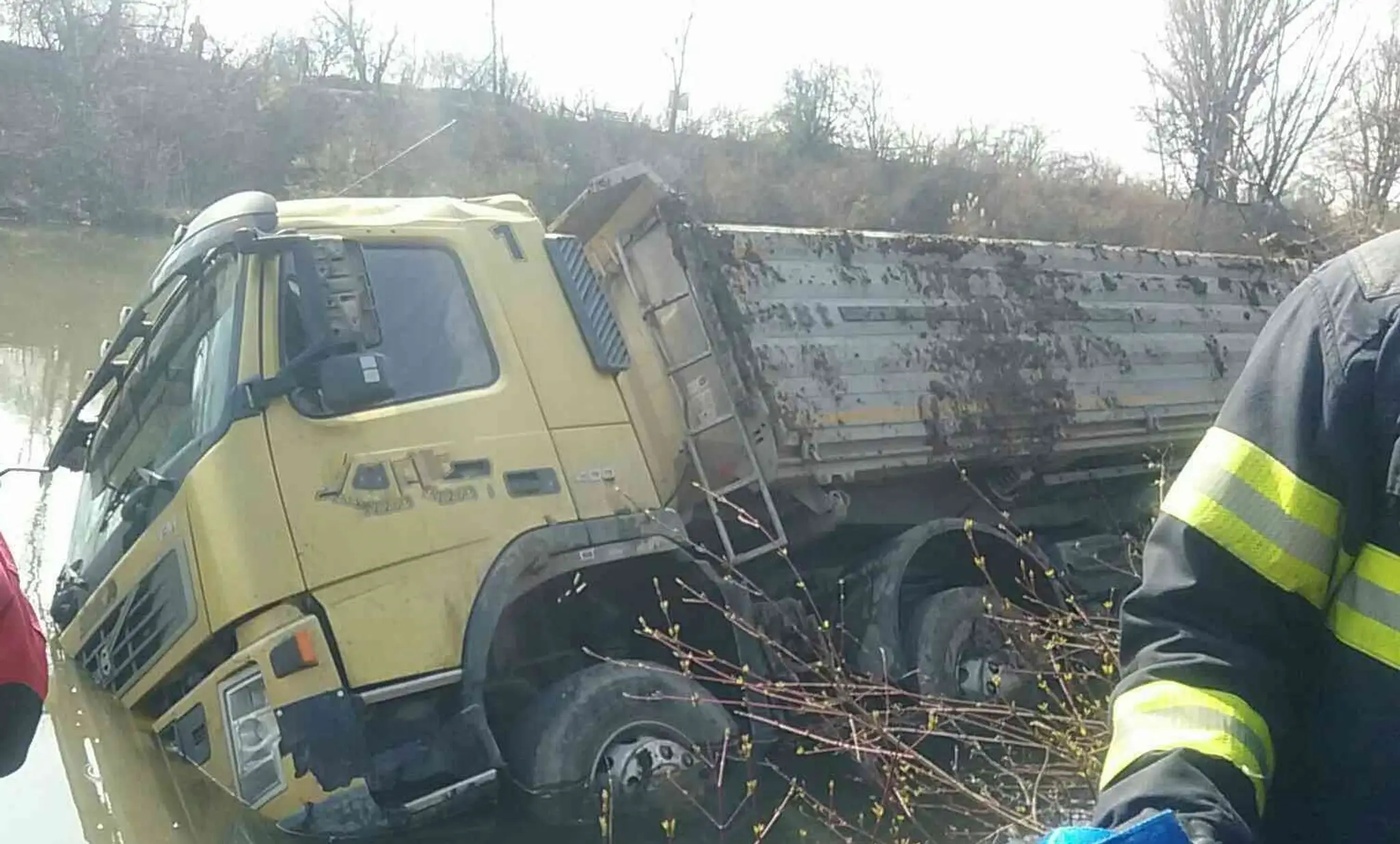 Nákladné auto skončilo v Malom Dunaji