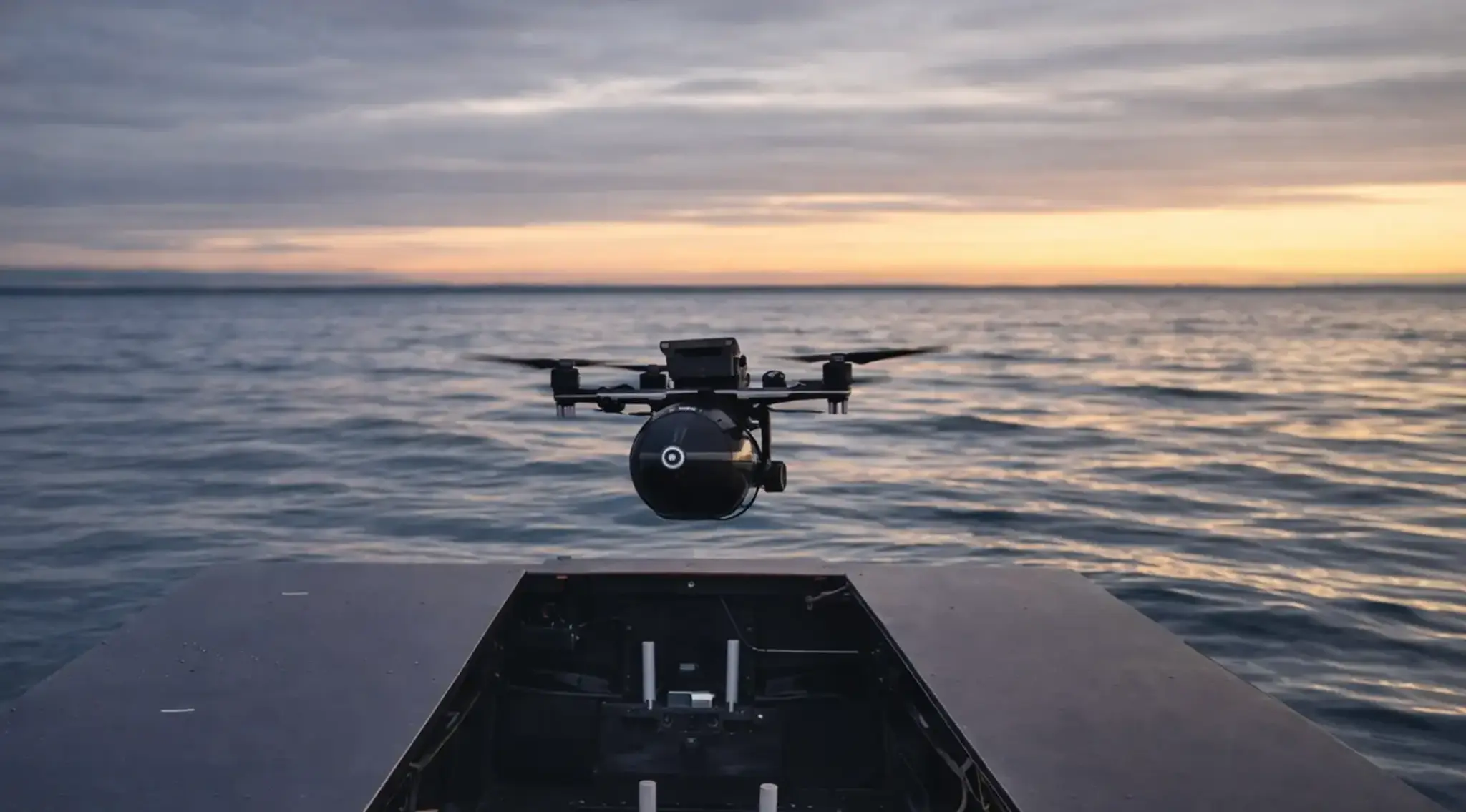 Dron Skarlupa.