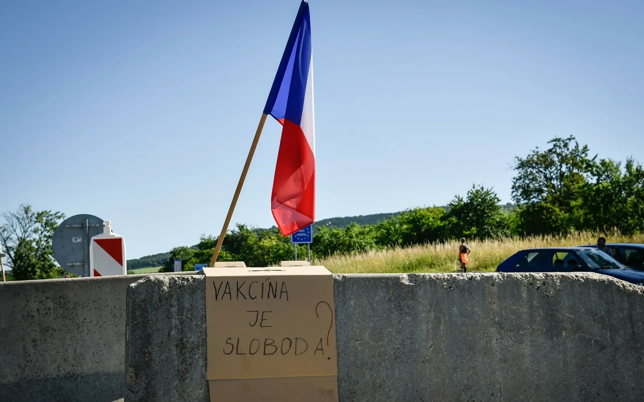 Na snímke uzavretý hraničný priechod Vrbovce – Velká nad Veličkou vo Vrbovciach.