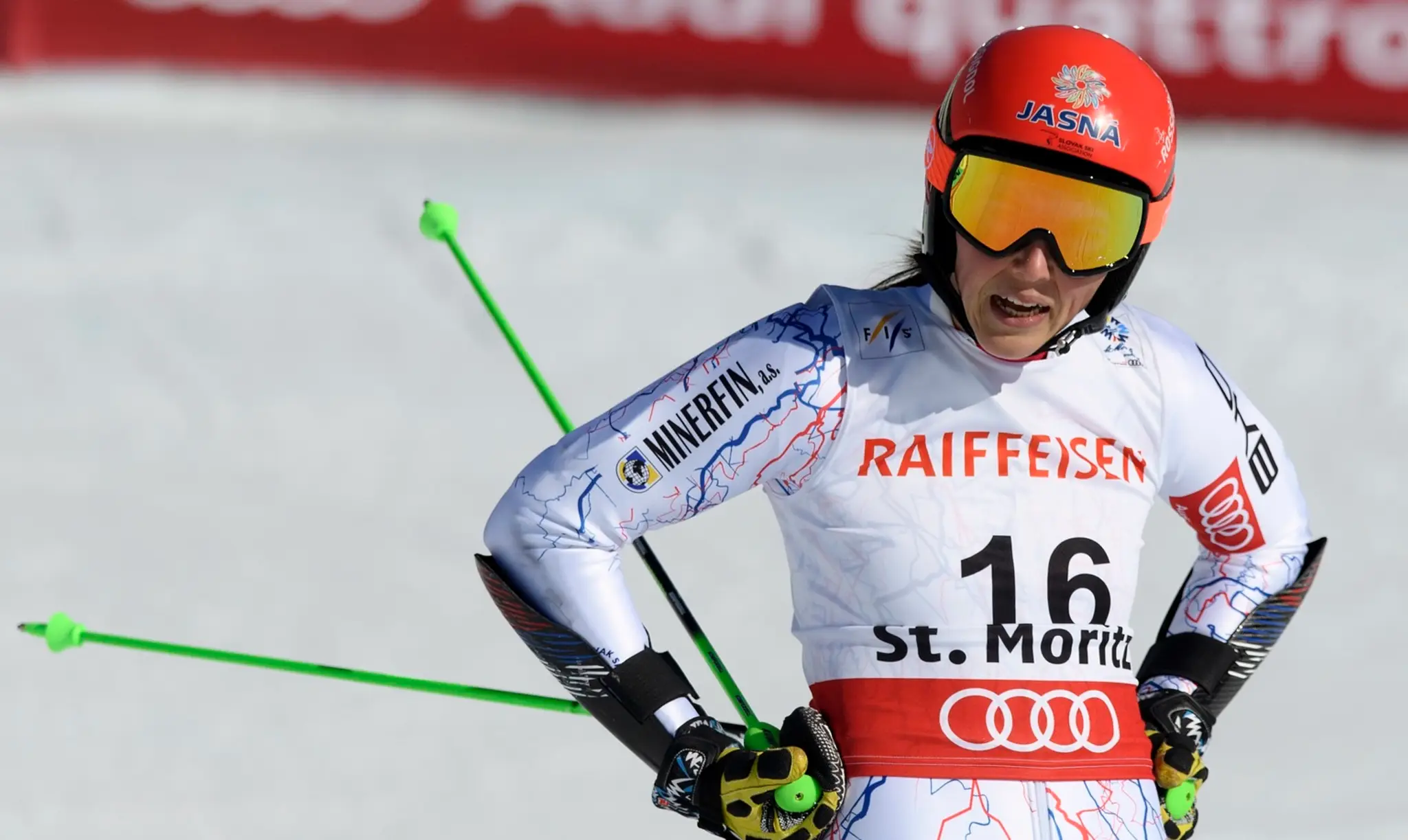 Petra Vlhová reaguje v cieli po 2. kole obrovského slalomu žien na MS vo švajčiarskom St. Moritze.