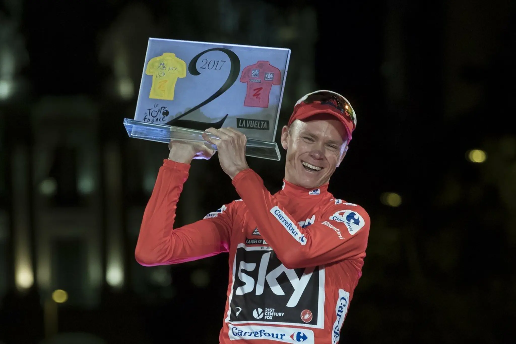 Chris Froome vyhral v tomto roku TdF aj Vueltu.
