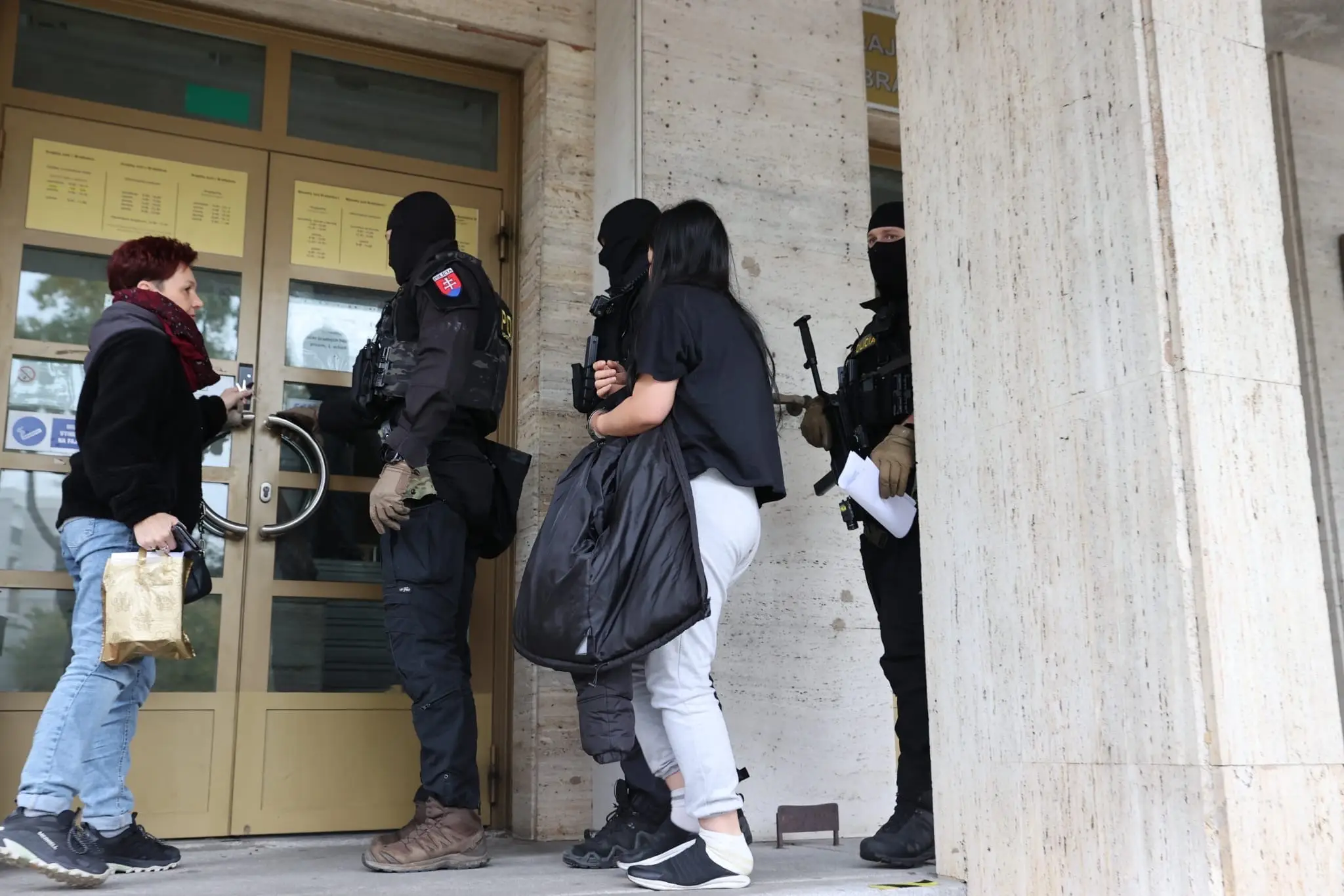Matka, ktorej novorodenca našli mŕtveho v práčke