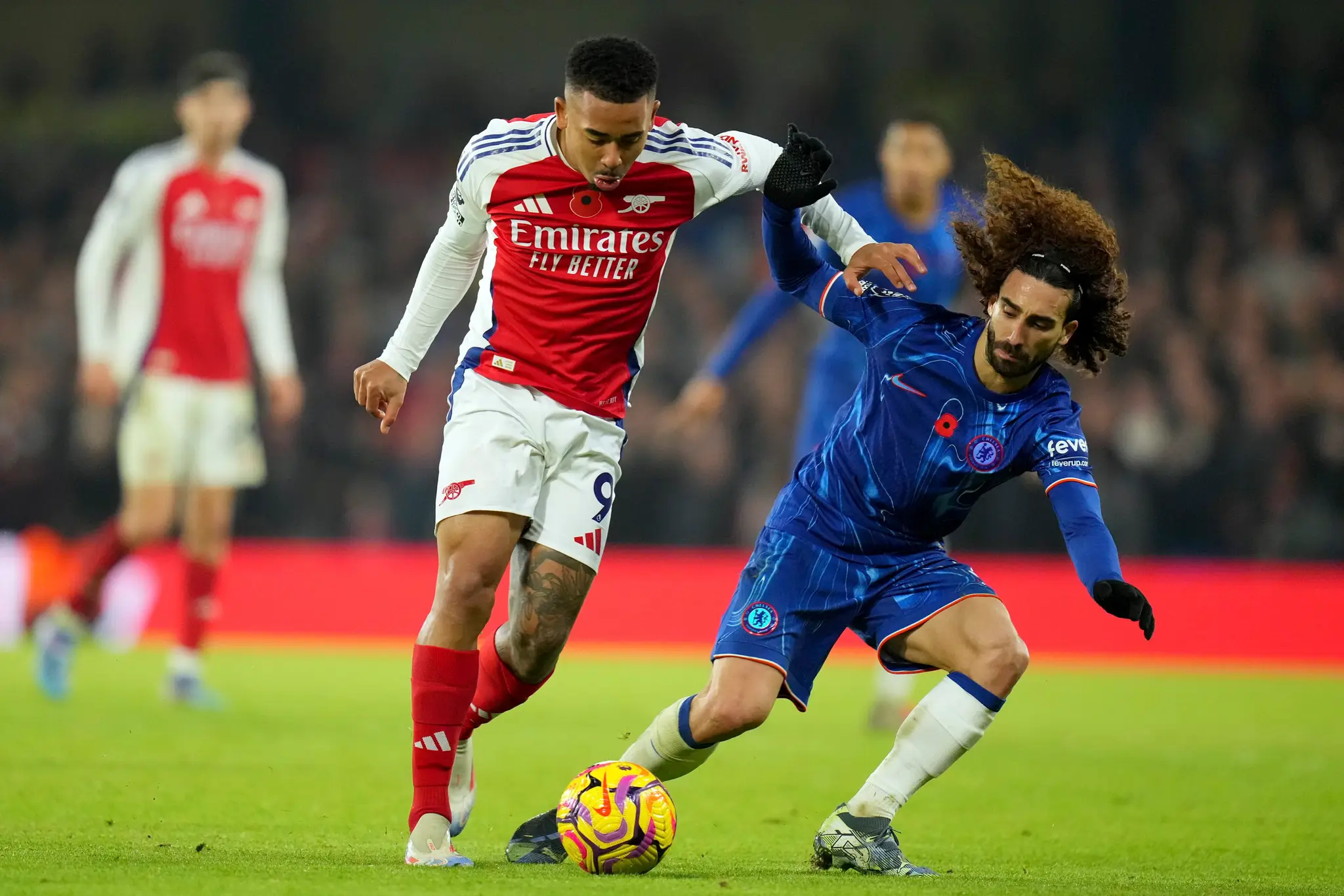 Arsenal a Chelsea si body delili.