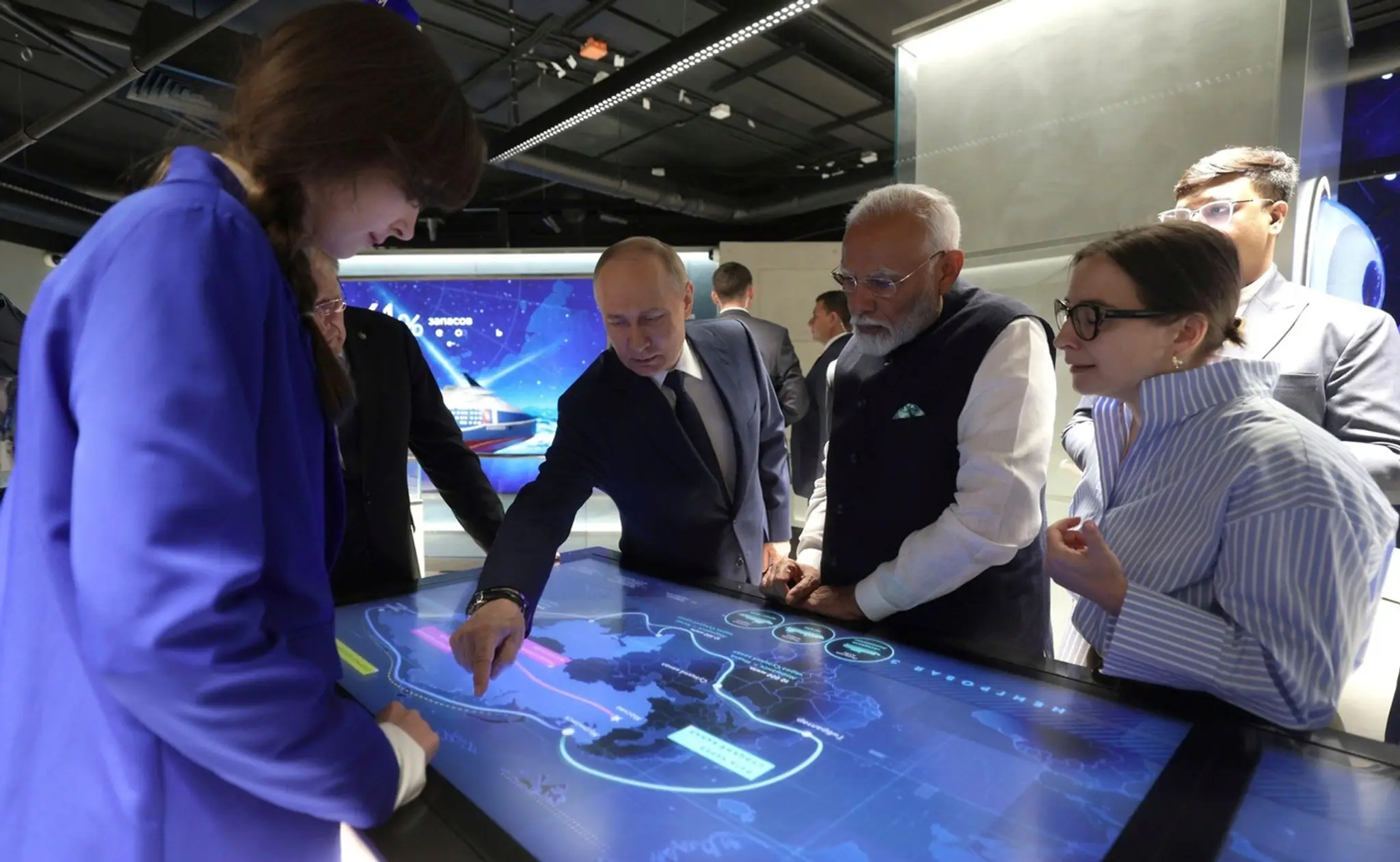 Vladimir Putin a Nárendra Módí na archívnej snímke z roku 2019.