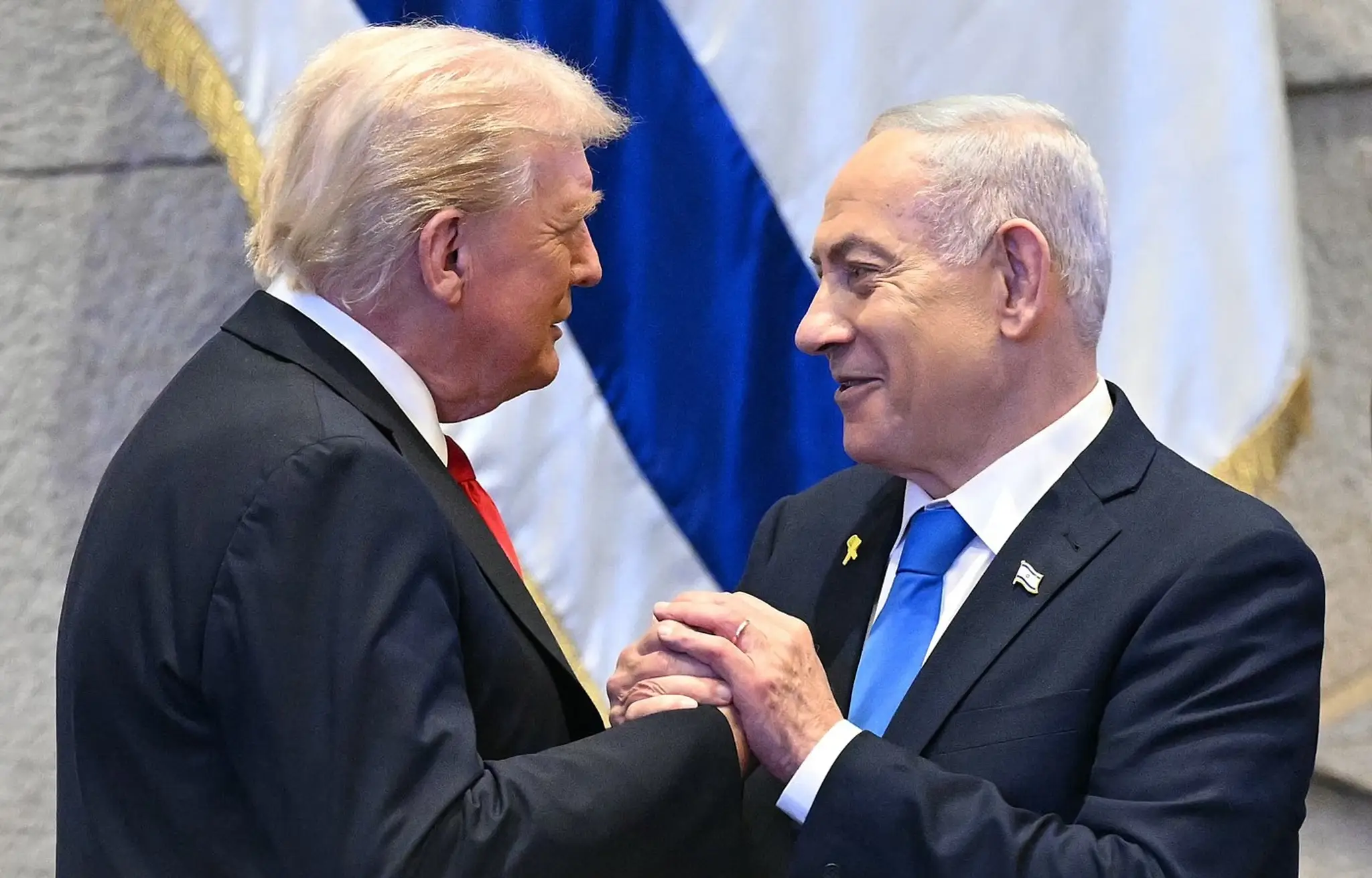 Donald Trump a Benjamin netanjahu v Knessete.