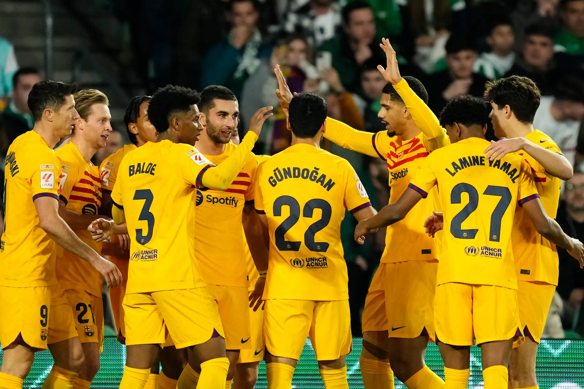 Futbalisti FC Barcelona sa tešia z gólu