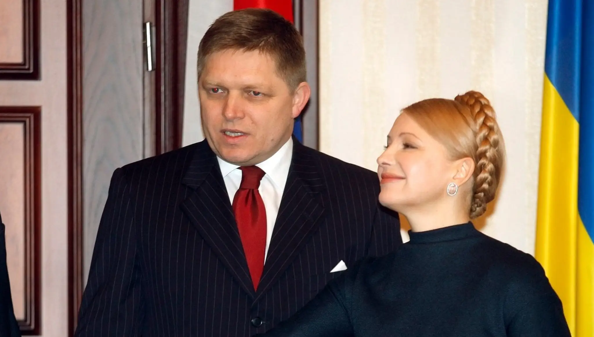 Premiér SR Robert Fico a ukrajinská premiérka Julia Tymošenková na archívnej snímke z roku 2009.