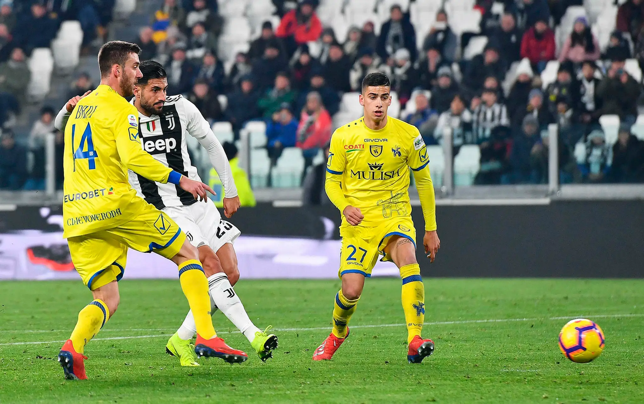 Radosť hráčov Juventusu po góle proti Chievu Verona.