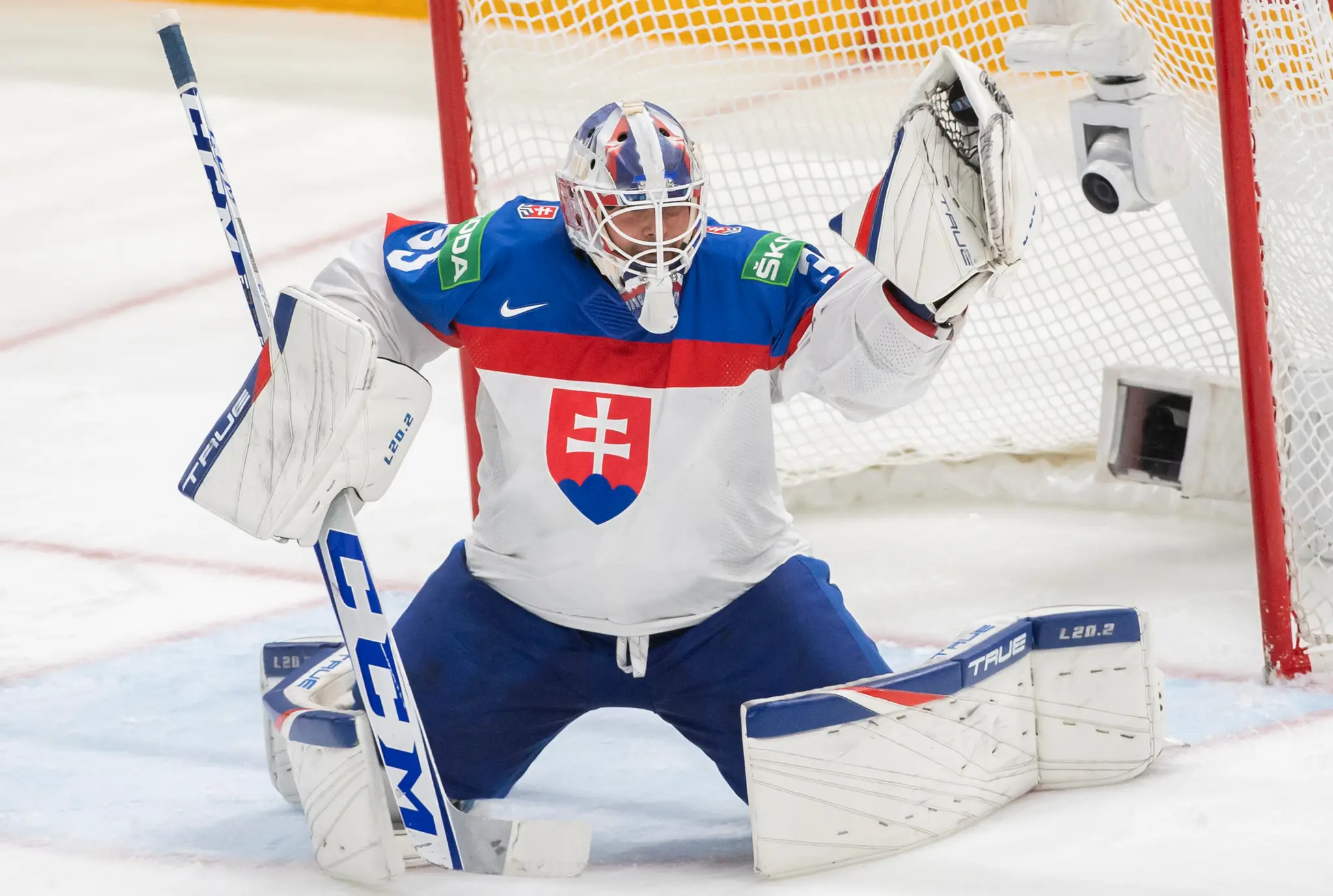 Po KHL chcel ísť rovno do NHL. Napokon si vyskúša súťaž, kde Slováci bežne nehrajú (rozhovor)