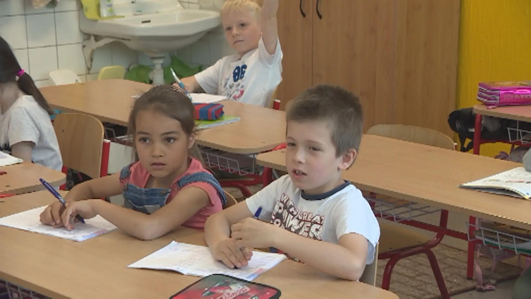 Povinný krasopis na školách nebude: Zelenú má moderné písmo