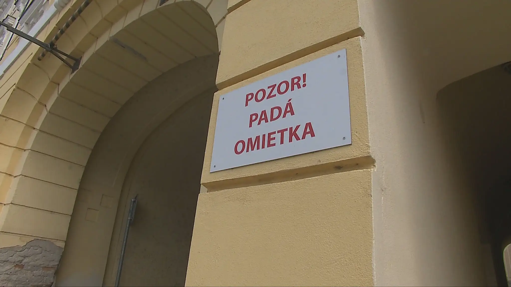 Chátrajúci župný dom v Nitre