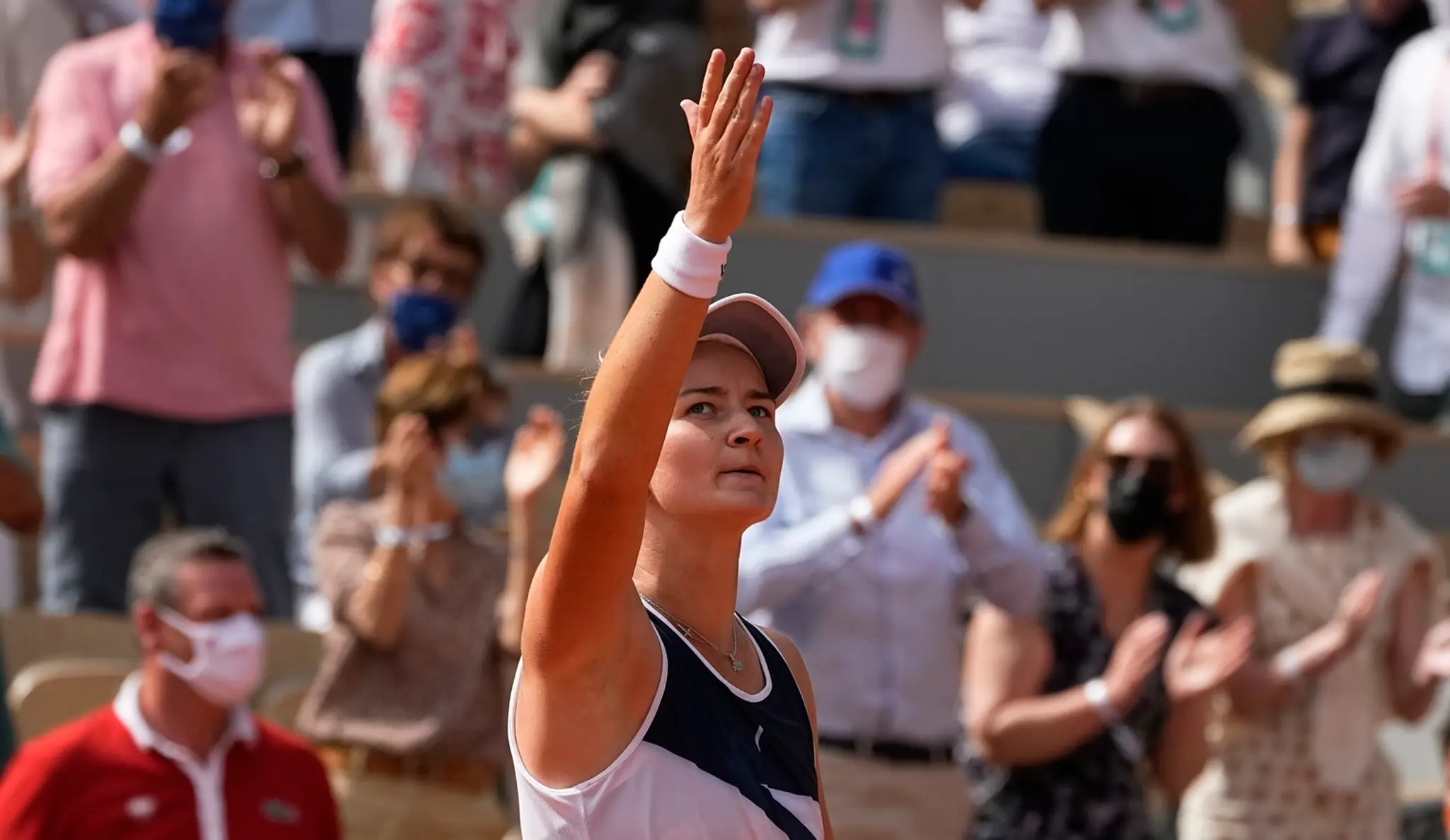 Češka Barbora Krejčíková ovládla žensku dvojhru na Roland Garros.