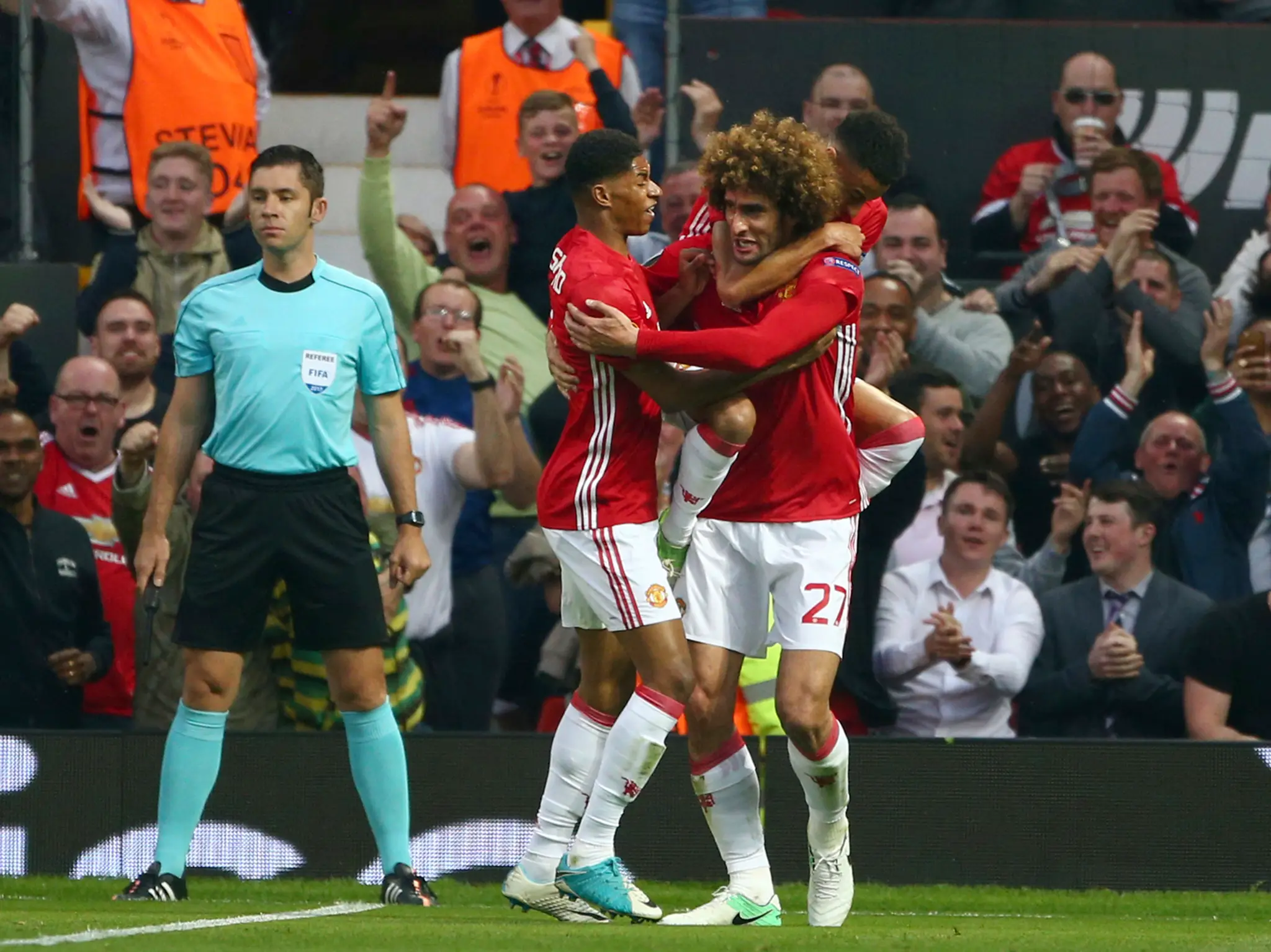 Hráči ManUtd sa tešia z gólu v odvete semifinále EL proti Celte Vigo.