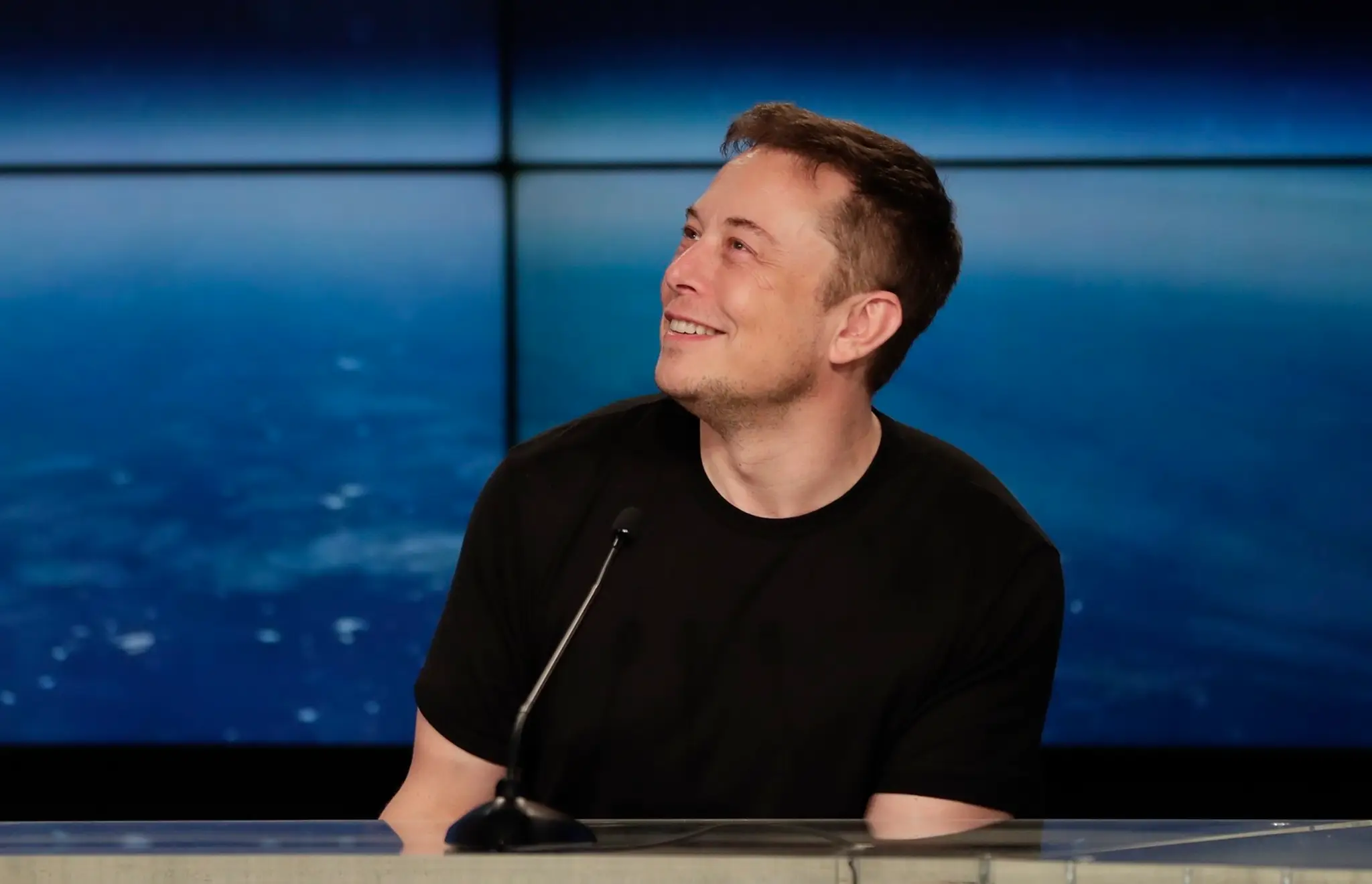 Elon Musk..jpg