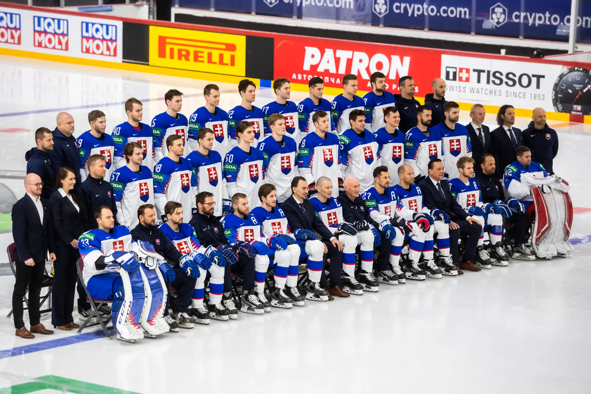 Spoločná fotografia slovenských hokejistov.
