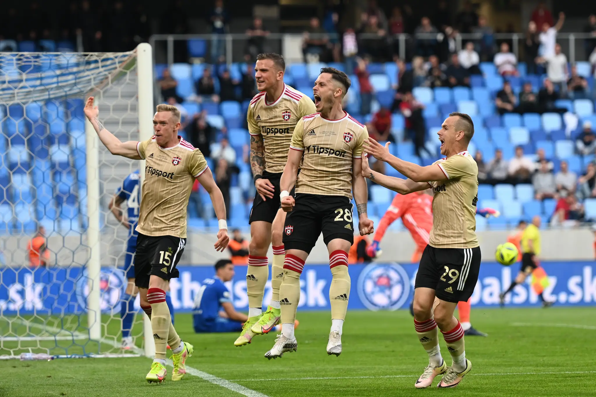 Do neba a do pekla: Spartak Trnava