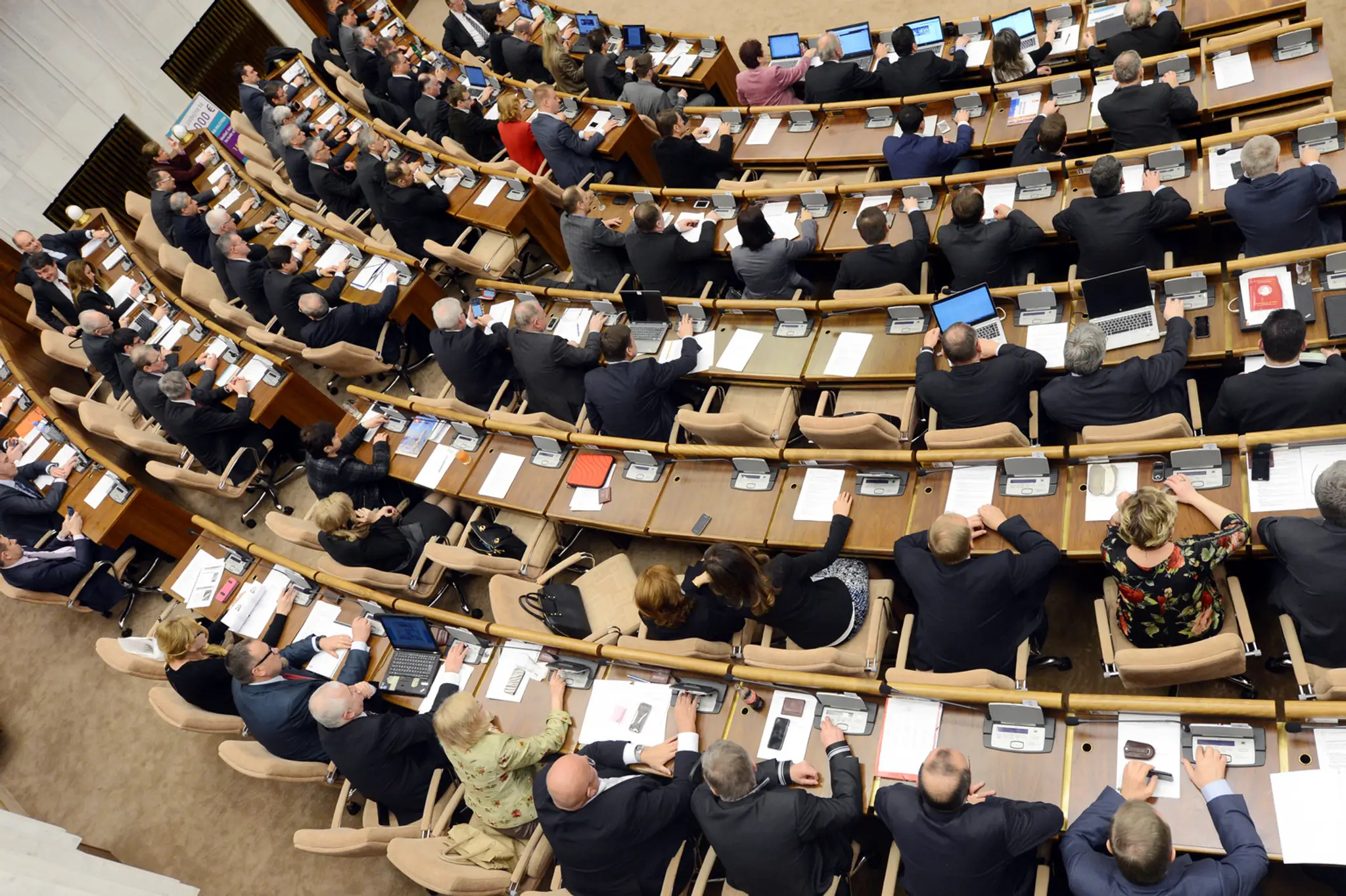 Plénum Národnej rady SR (NR SR) 