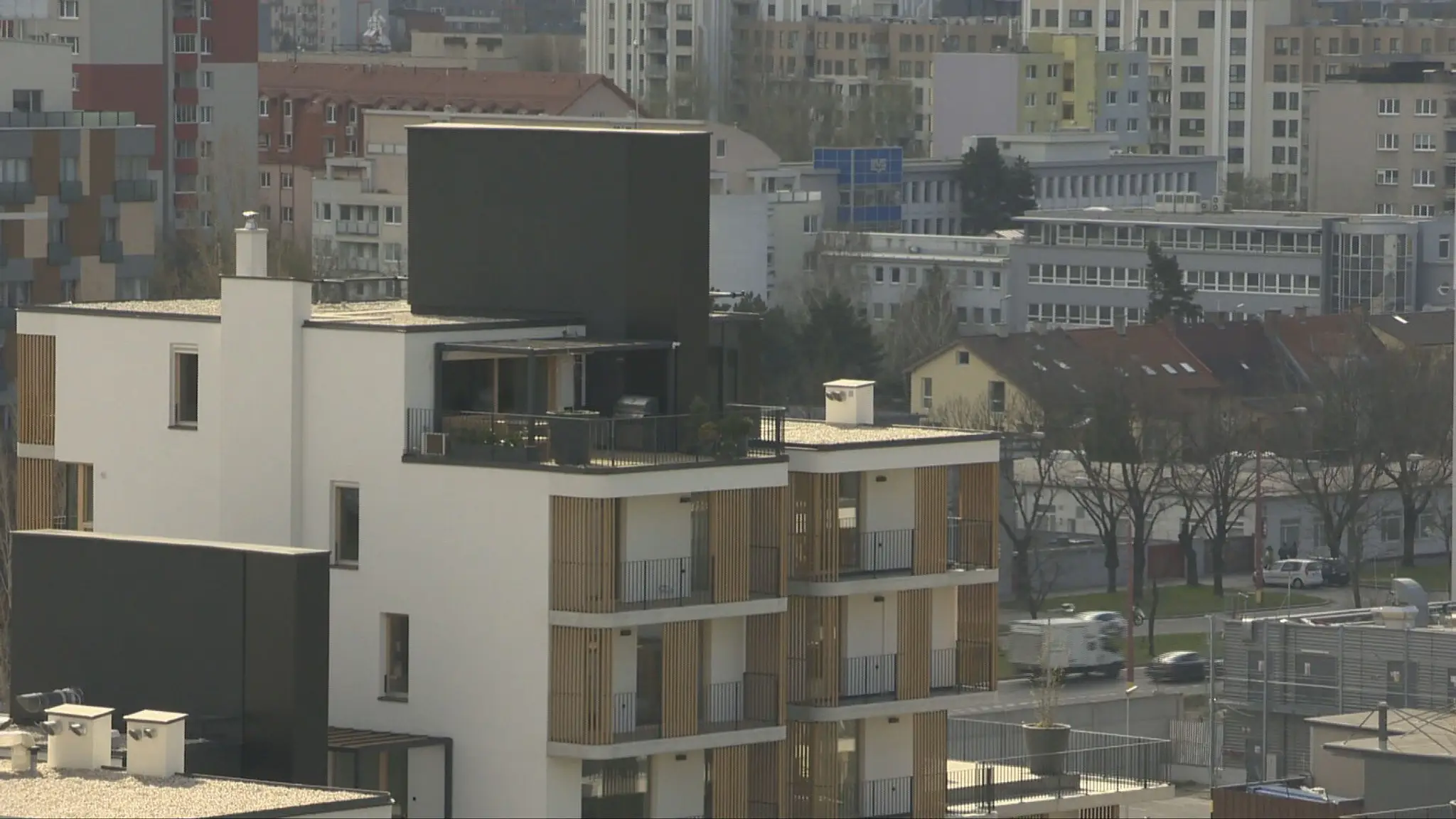 Trh s bývaním sa upokojuje