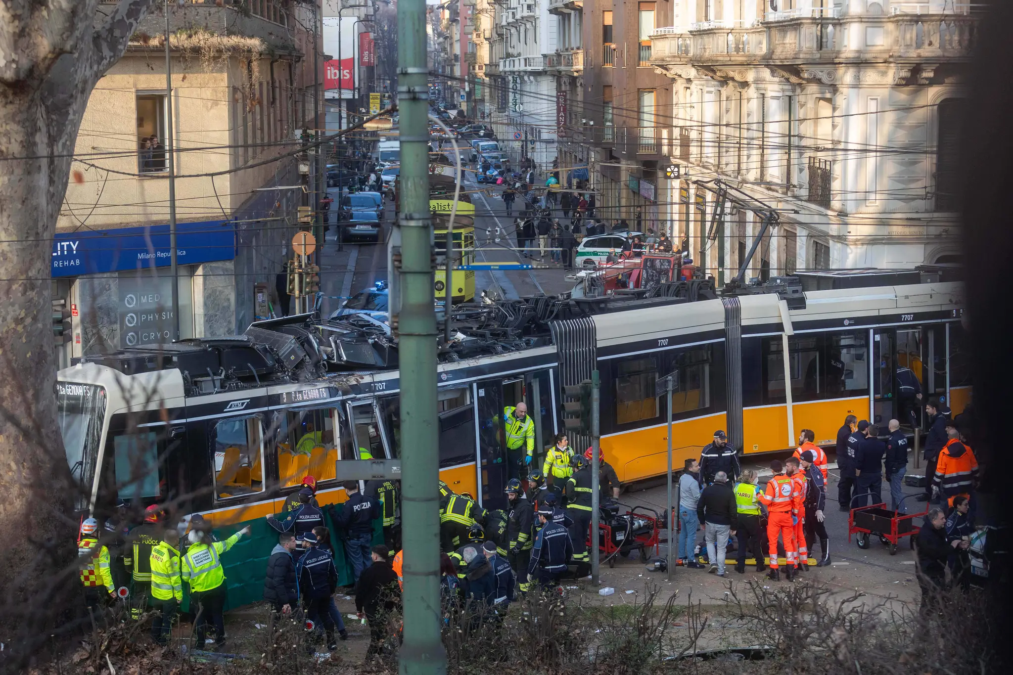 Vykoľajenie električky v Miláne