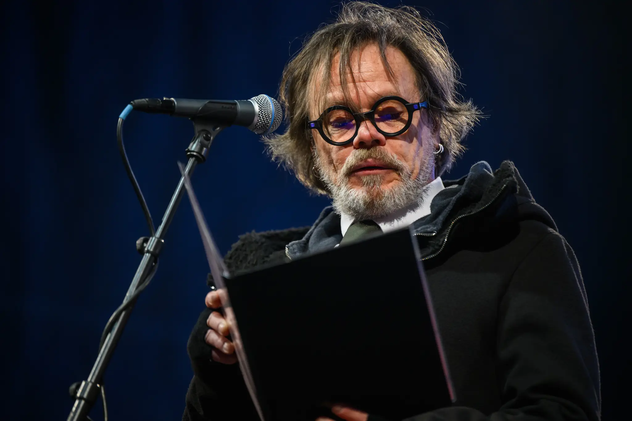 Robert Roth počas protivládneho zhromaždenia Slovensko je Európa