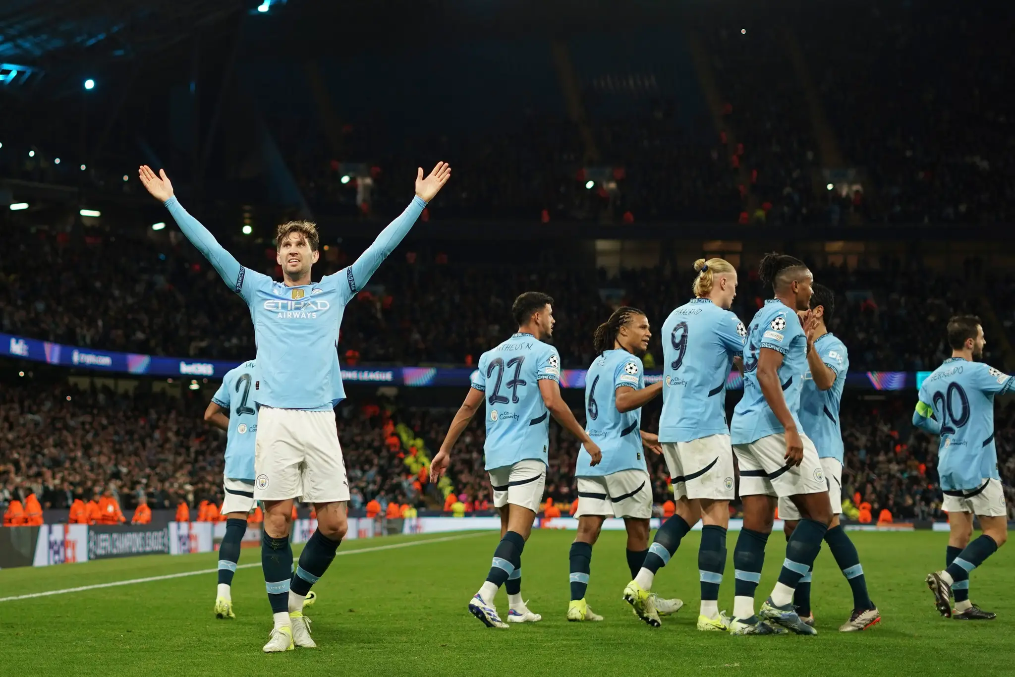 Manchester City po bratislavskom celku skolil aj ten pražský.