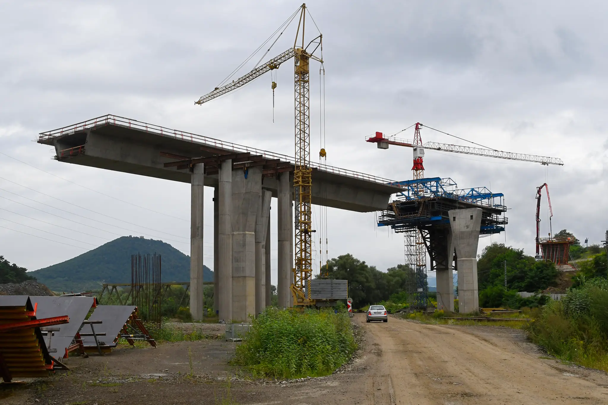 Rozostavaná stavba I. etapy R4 Prešov – severný obchvat.