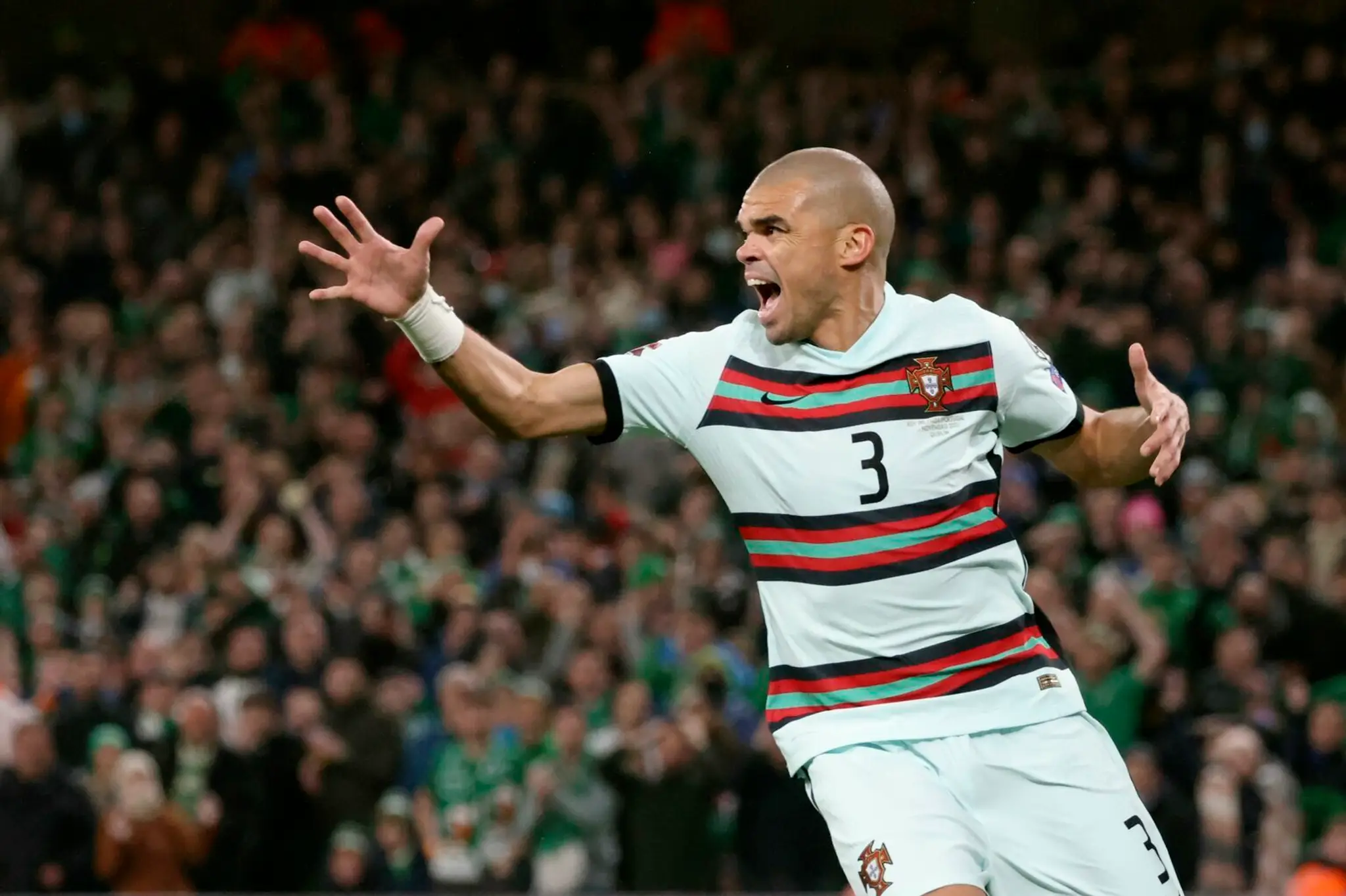 Portugalský futbalista Pepe.