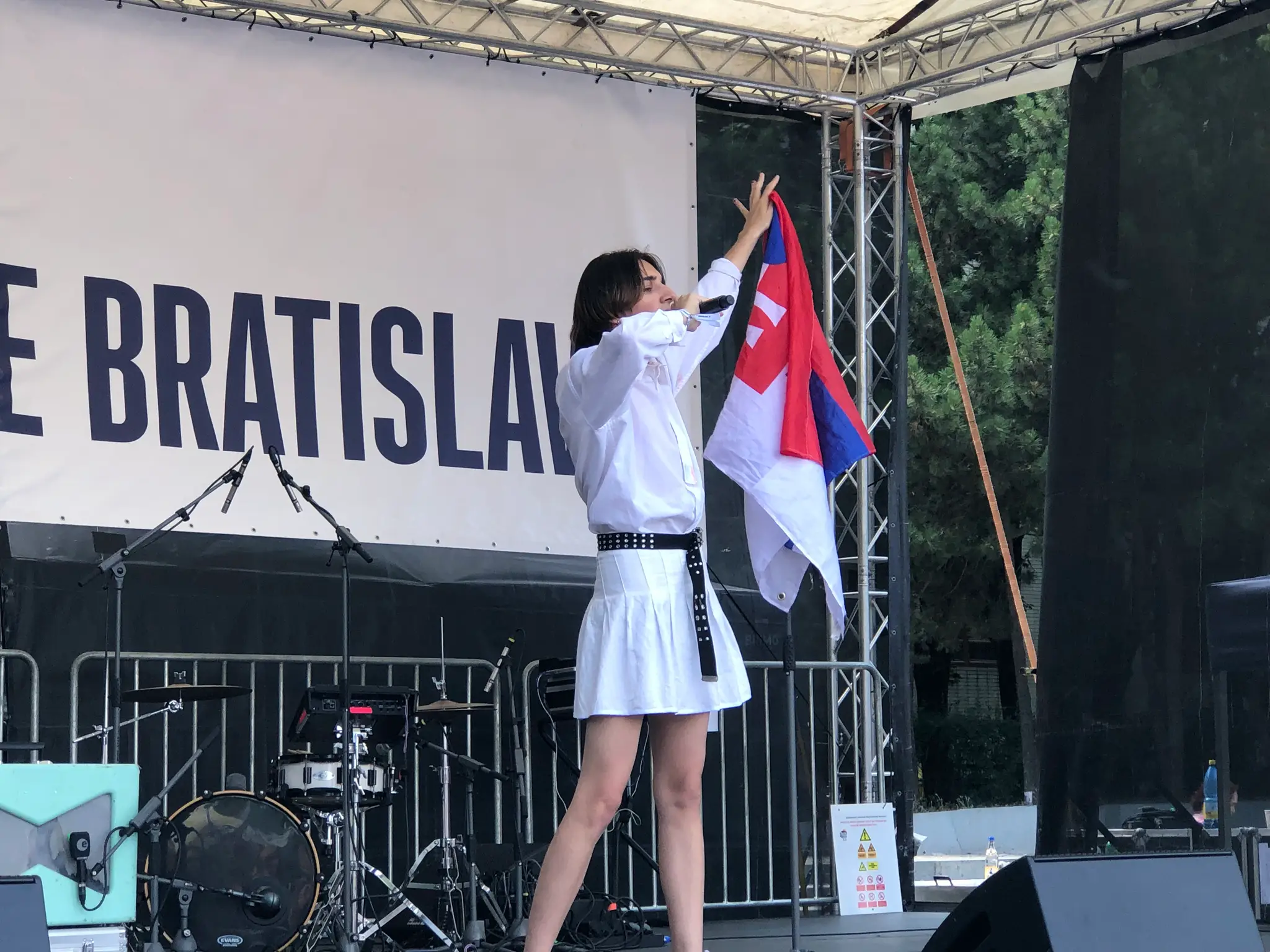 Tvárou festivalu je umelec Vojtík. 