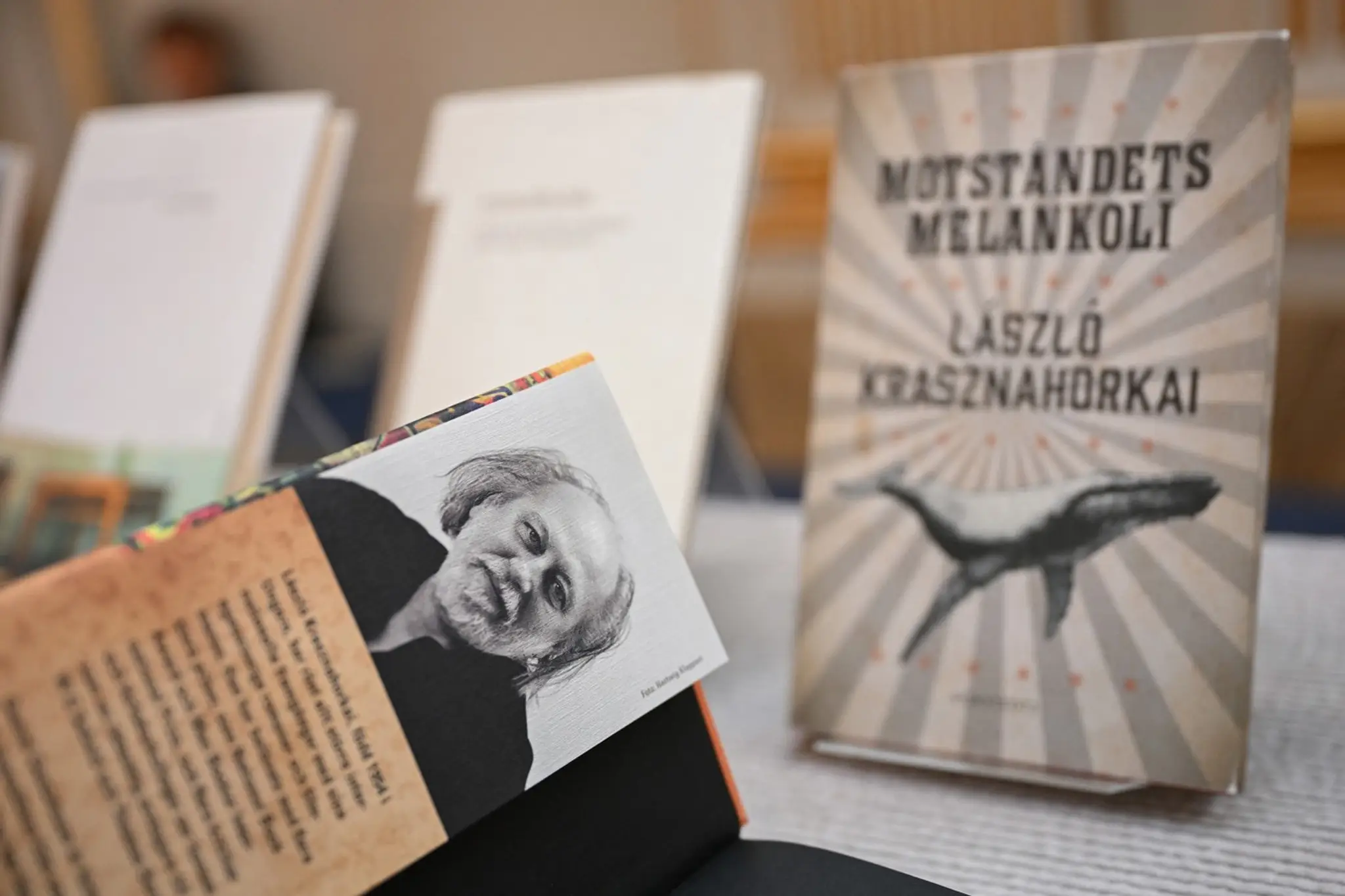 Nobelovu cenu za literatúru získal Maďar László Krasznahorkai.