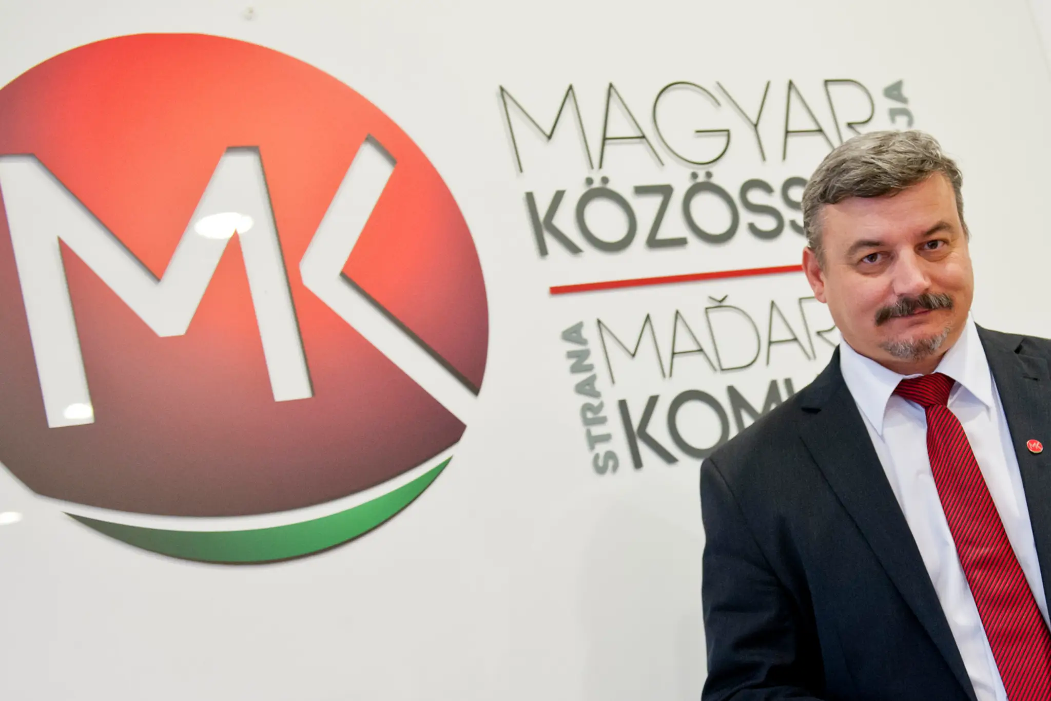 Na snímke predseda strany Strany maďarskej komunity (SMK) József Berényi