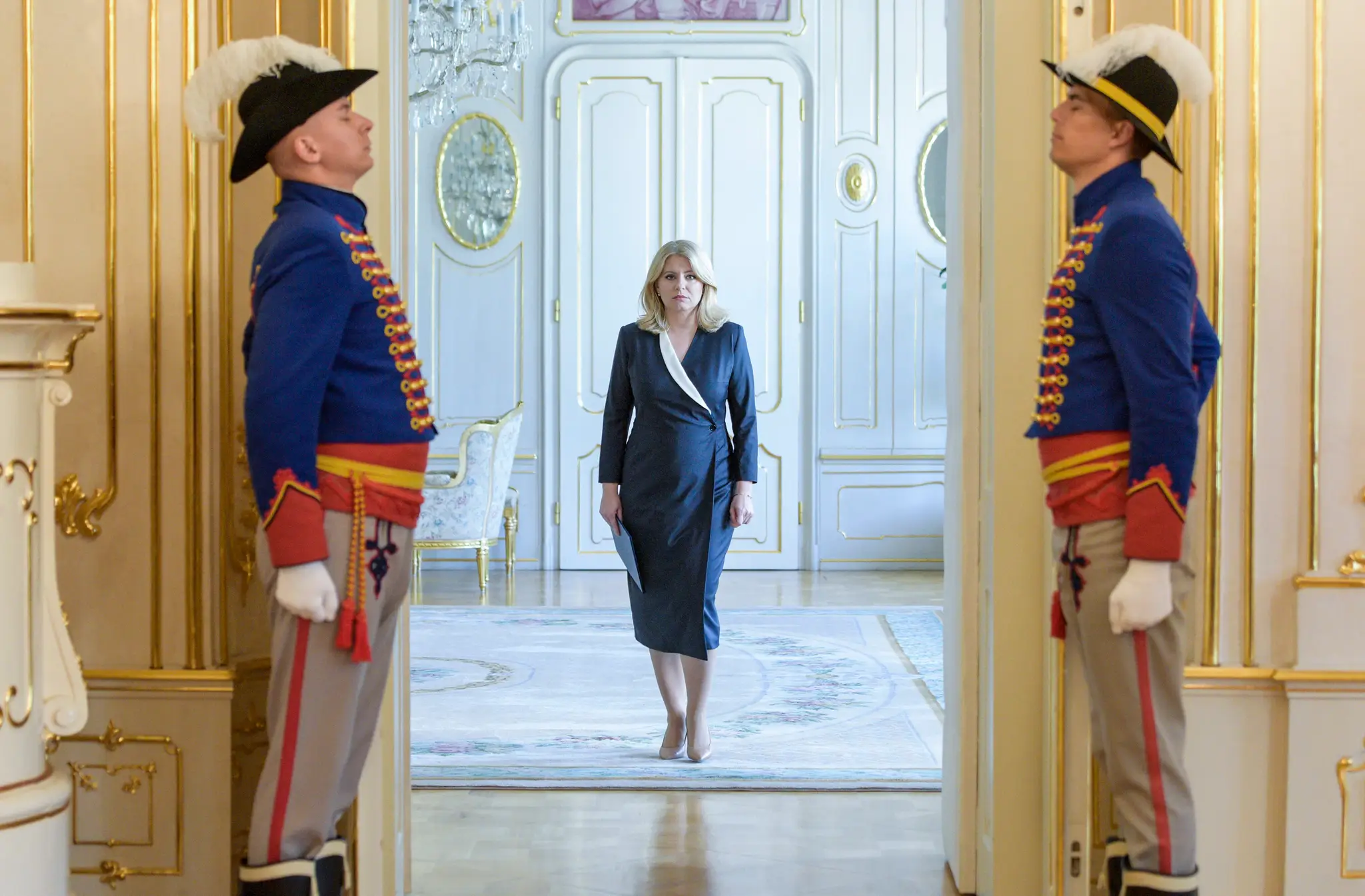 Na snímke prezidentka Zuzana Čaputová oznamuje, že nebude opätovne kandidovať v budúcoročných voľbách na post hlavy štátu v Prezidentskom paláci v utorok 20. júna 2023.