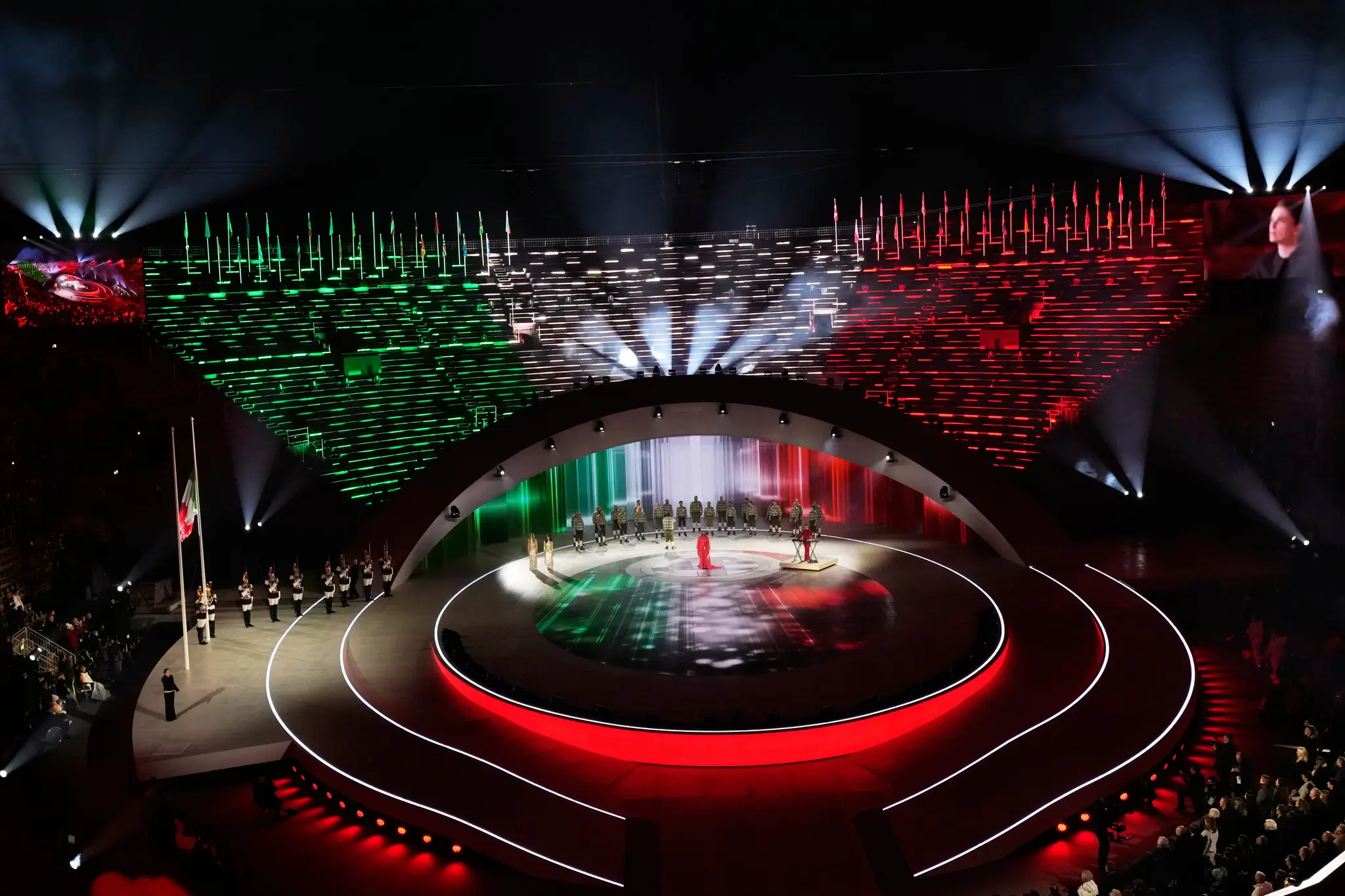 Na snímke tanečníci vystupujú na slávnostnom otvorení Zimných paralympijských hier 2026.
