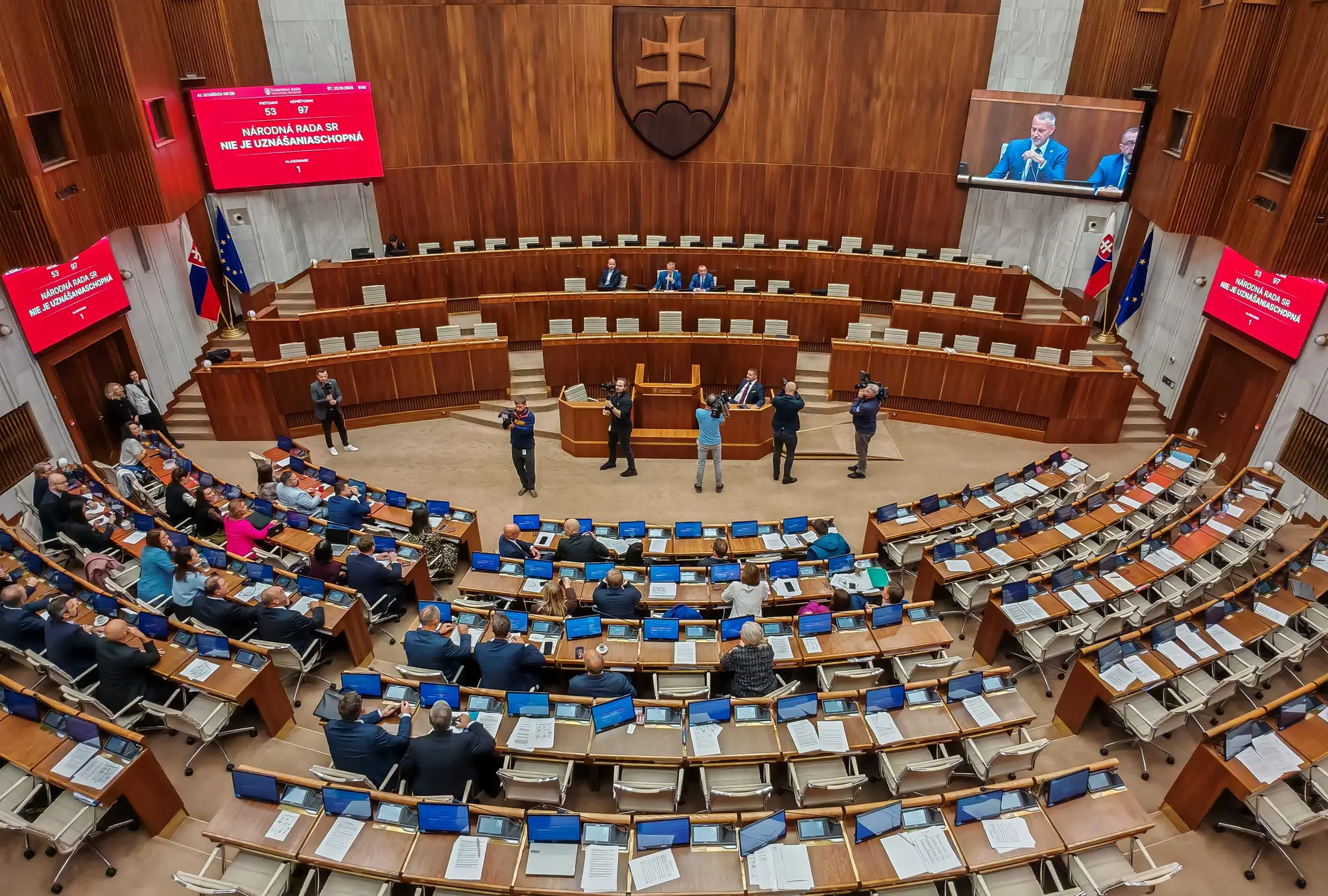 Na snímke plénum Národnej rady SR počas rokovania 40. schôdze.