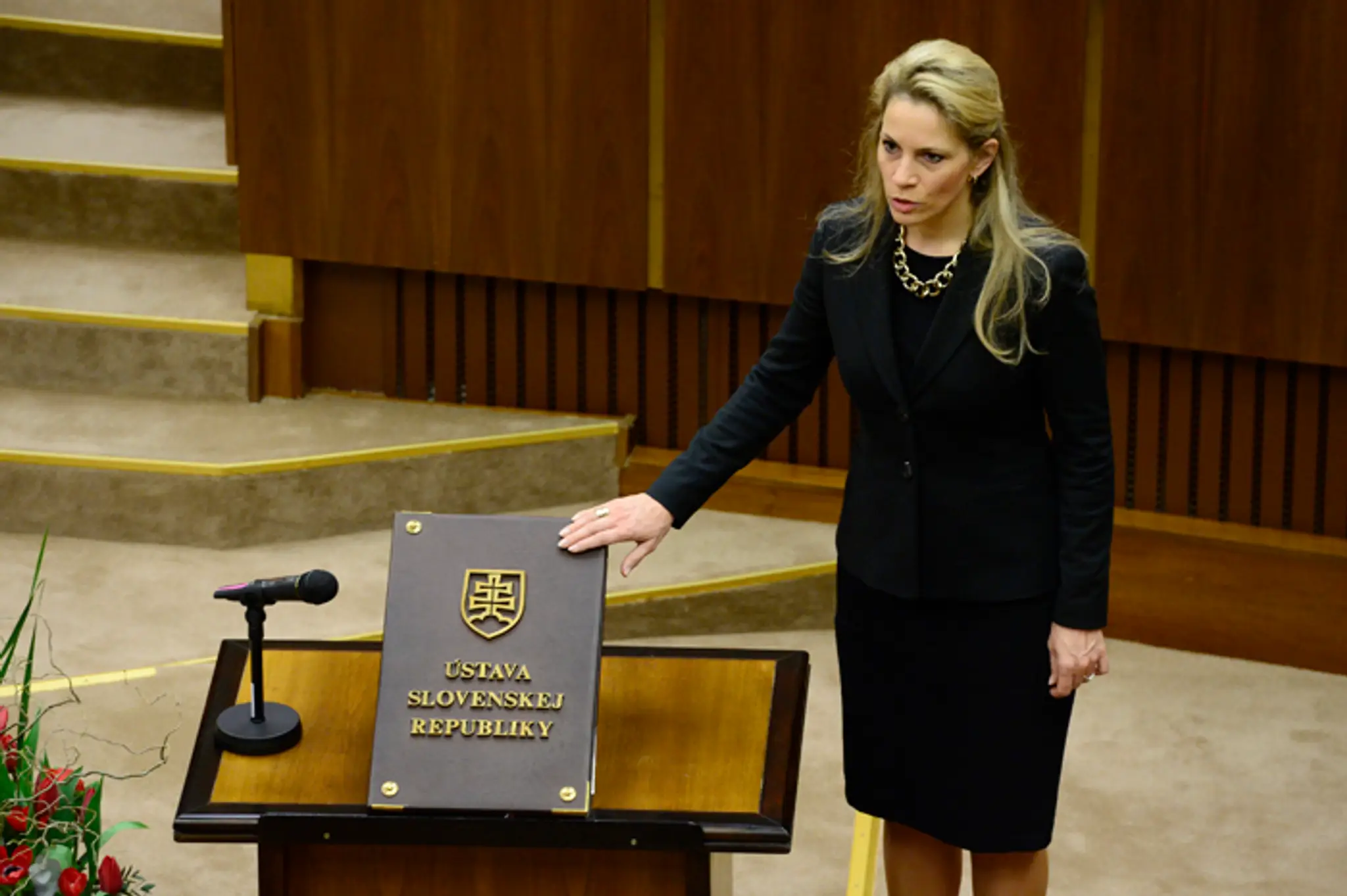 Jana Kiššová (SaS) skladá poslanecký sľub.