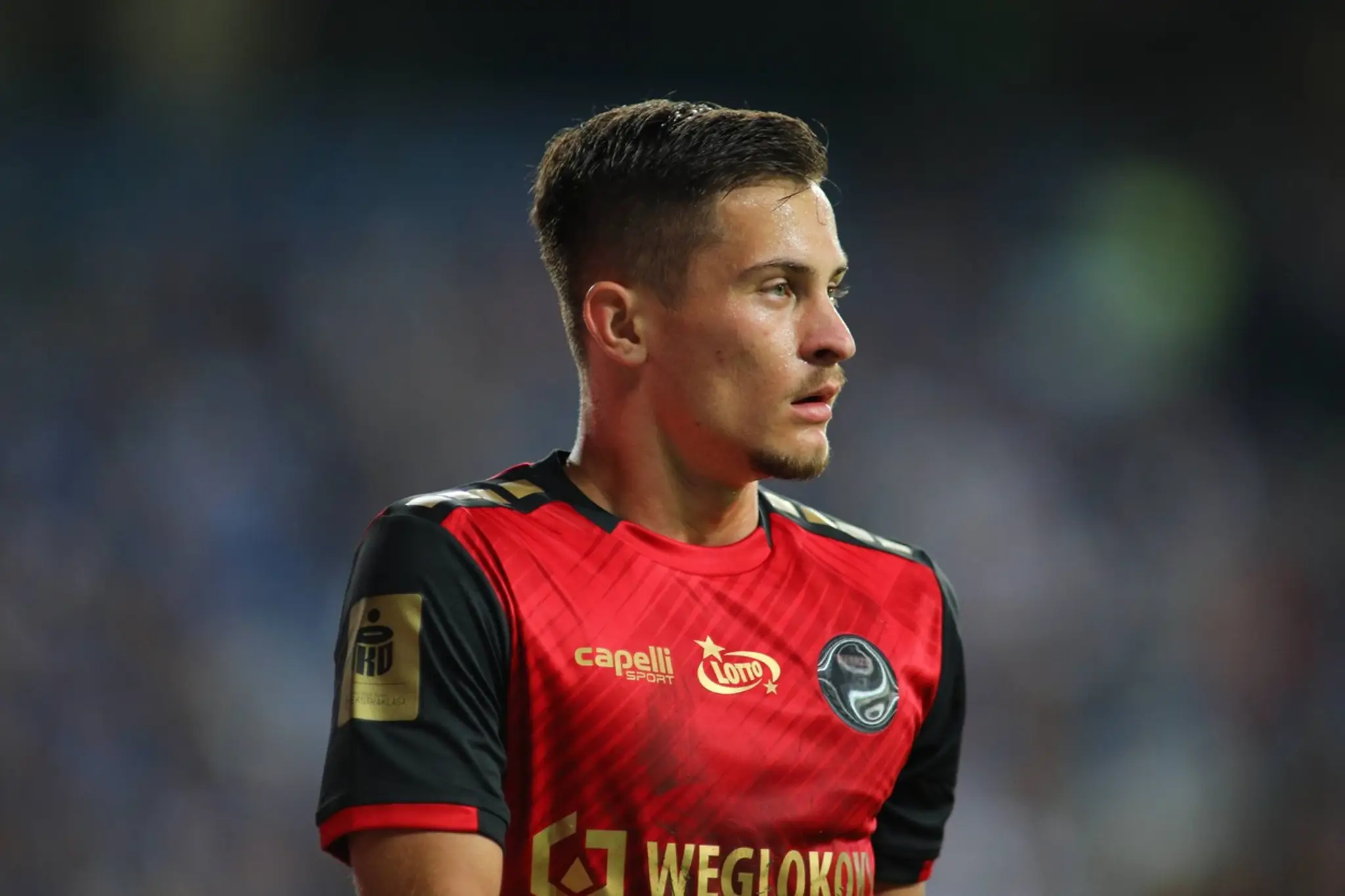 Adrián Kaprálik v drese Górniku Zabrze