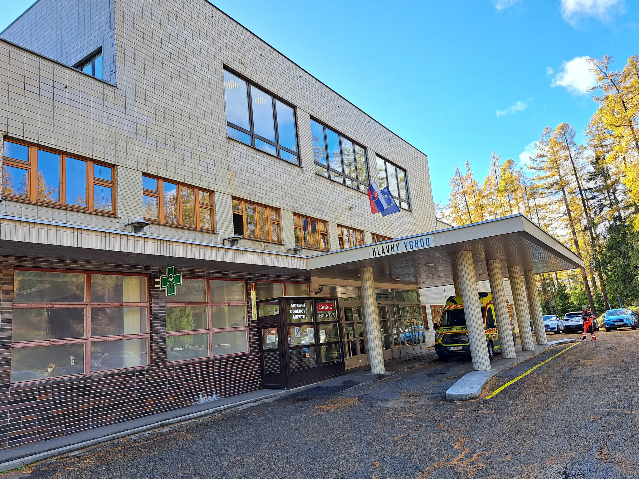 Národný ústav tuberkulózy, pľúcnych chorôb a hrudníkovej chirurgie vo Vyšných Hágoch vo Vysokých Tatrách 