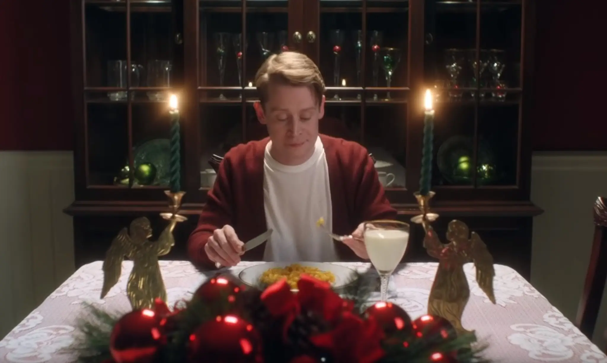 Macaulay Culkin ako Kevin McCallister v reklame na Google Assistent.
