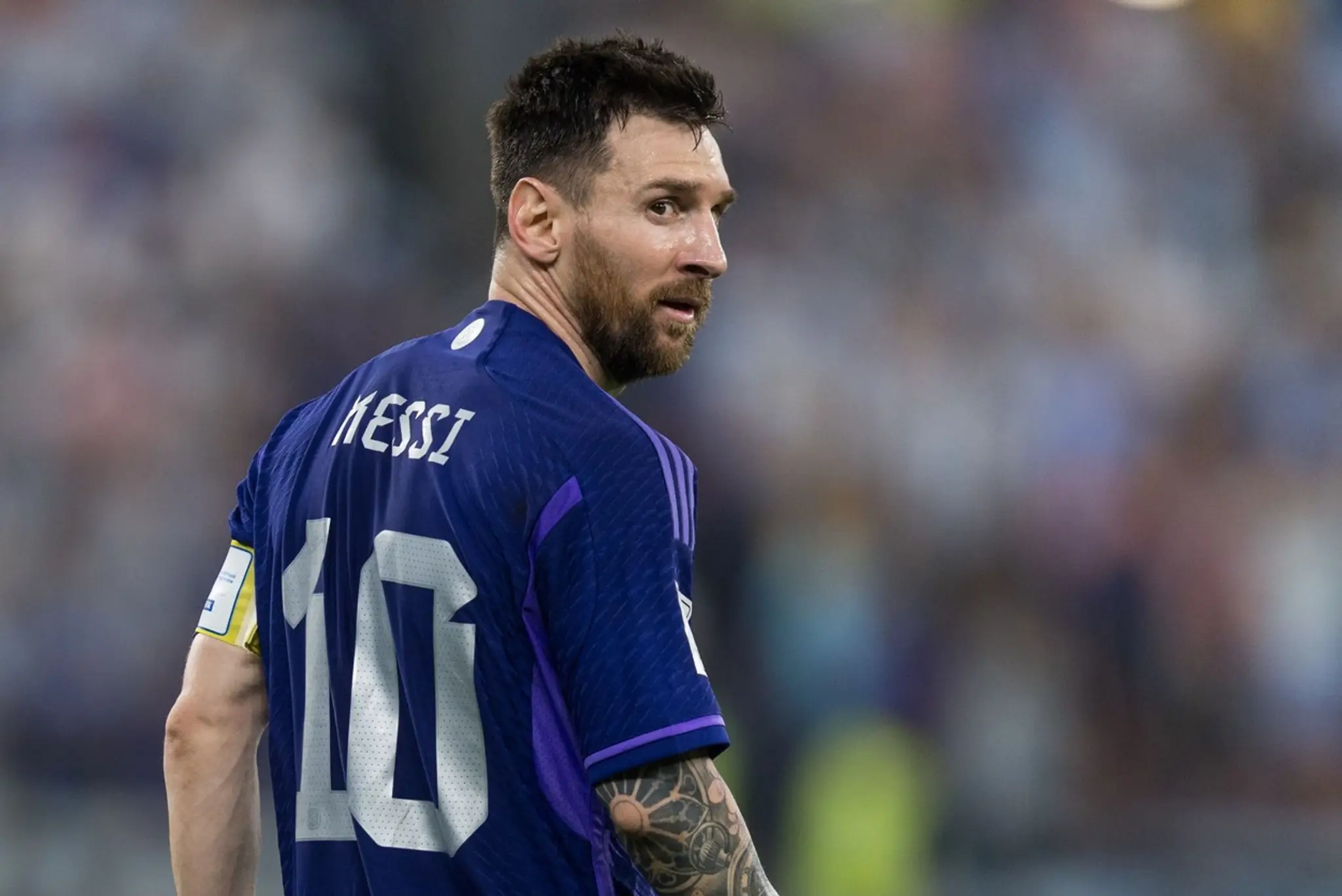 Lionel Messi počas zápasu s Poľskom