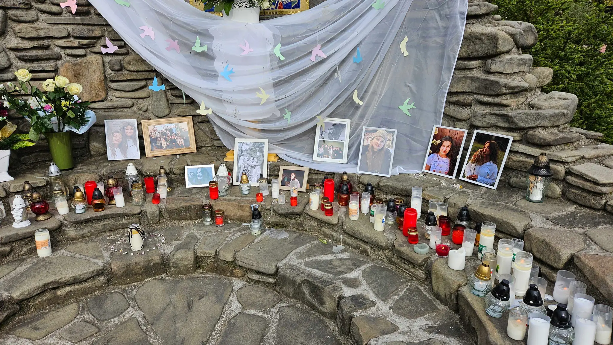 Posledná rozlúčka s obeťami tragédie na Spiši