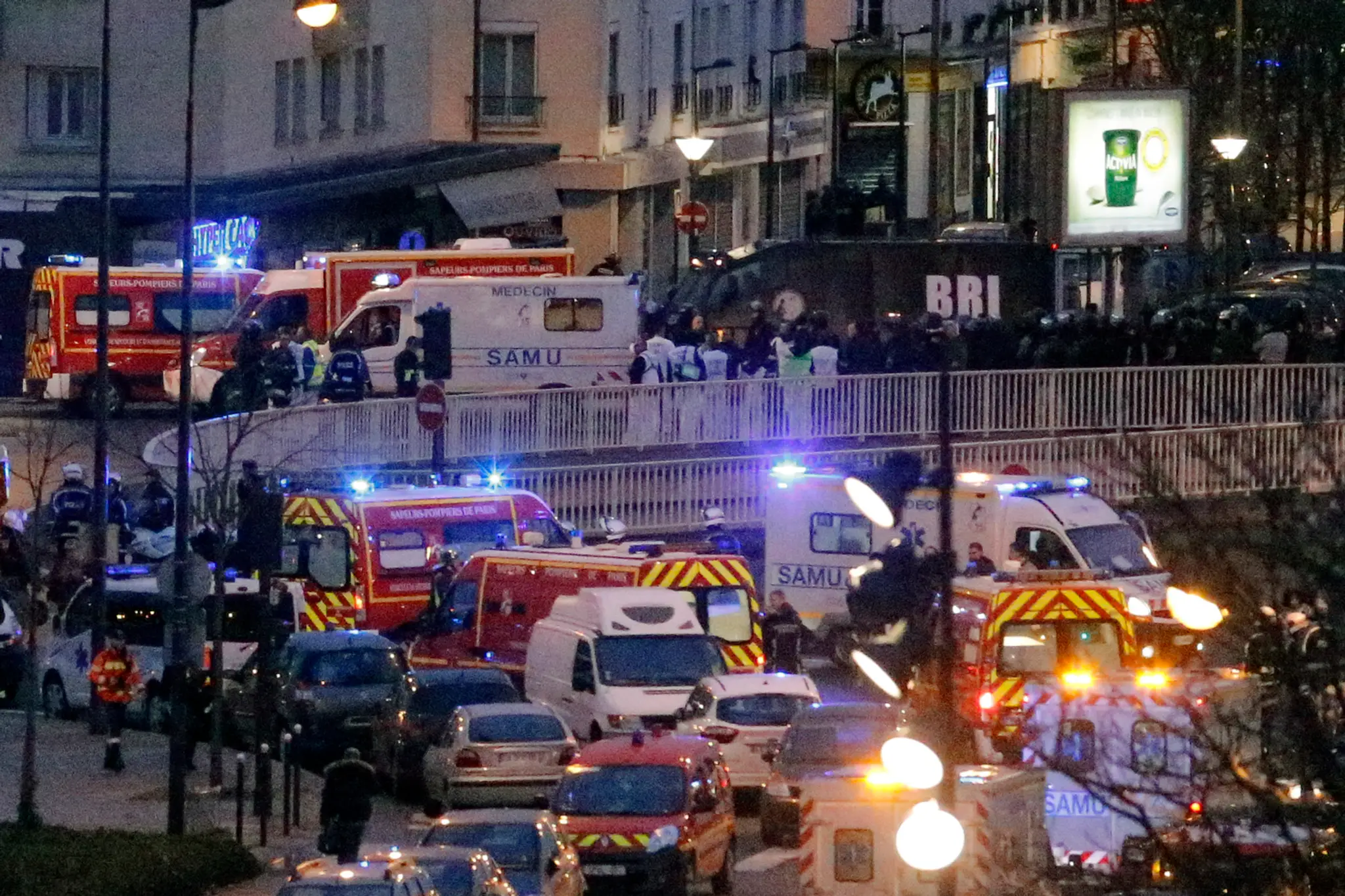 Záchrana rukojemníkov v Paríži. 