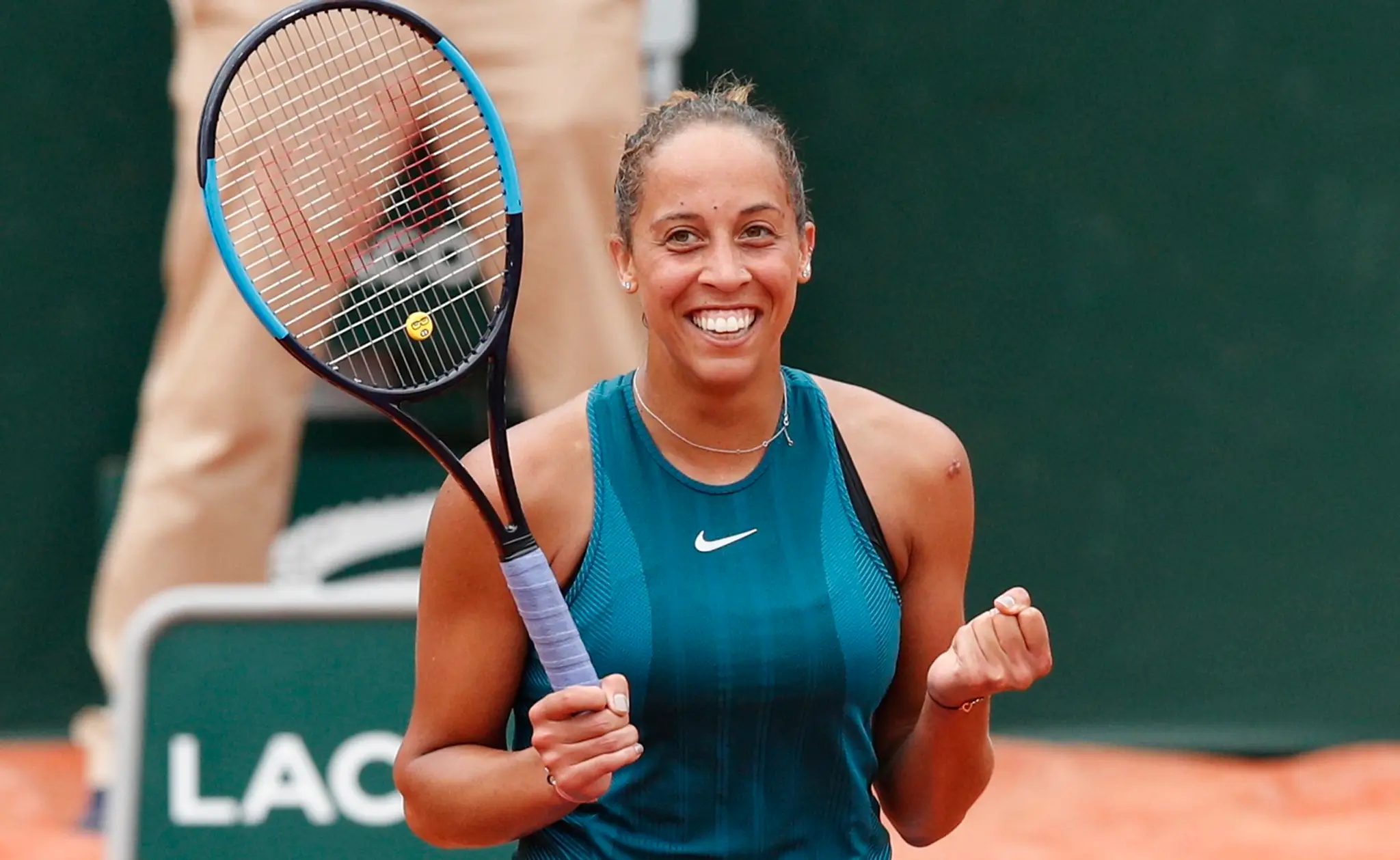 Madison keysová sa teší z postupu do semifinále Roland Garros.