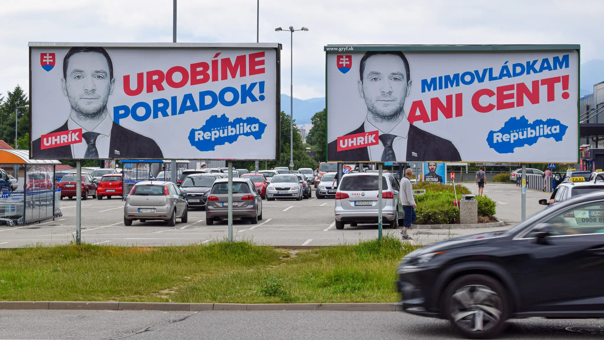 Bilbord strany Republika.