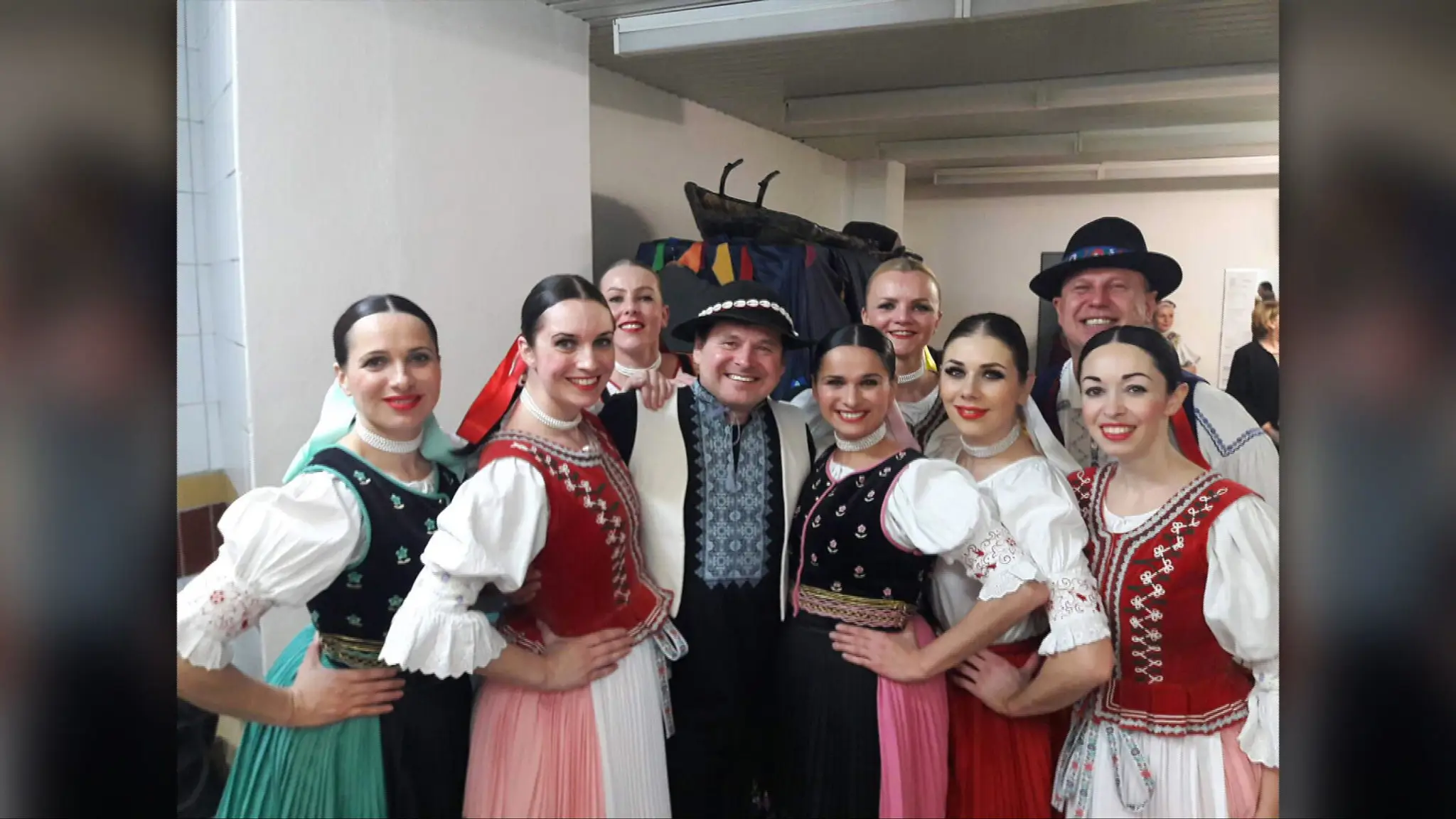 Choreograf s tanečnicami