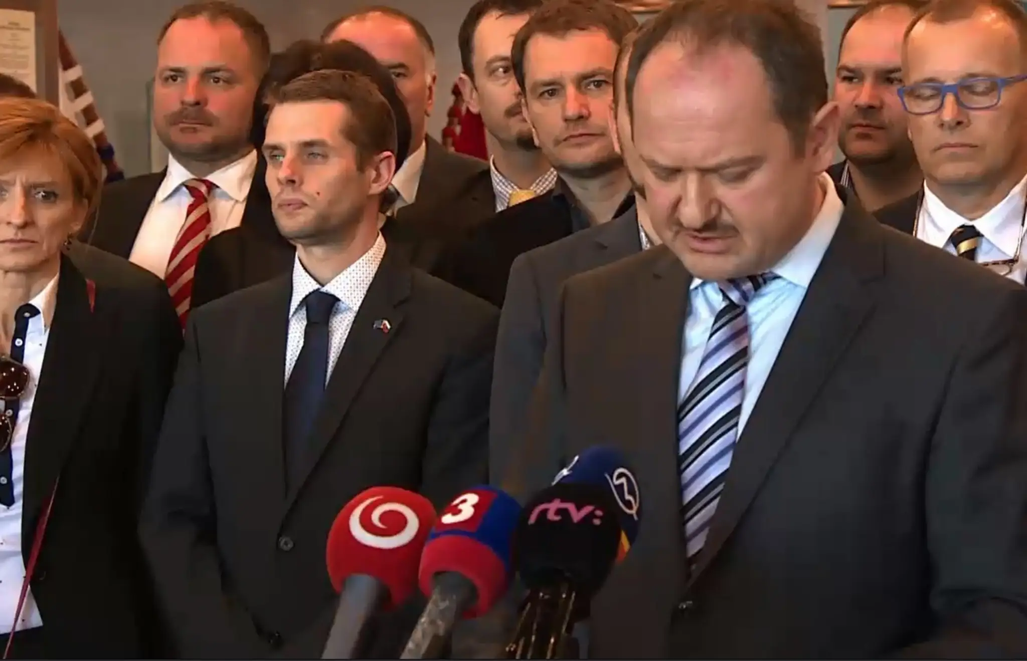 Niektorí opoziční poslanci chcú presadiť povinné exkurzie do Osvienčimu